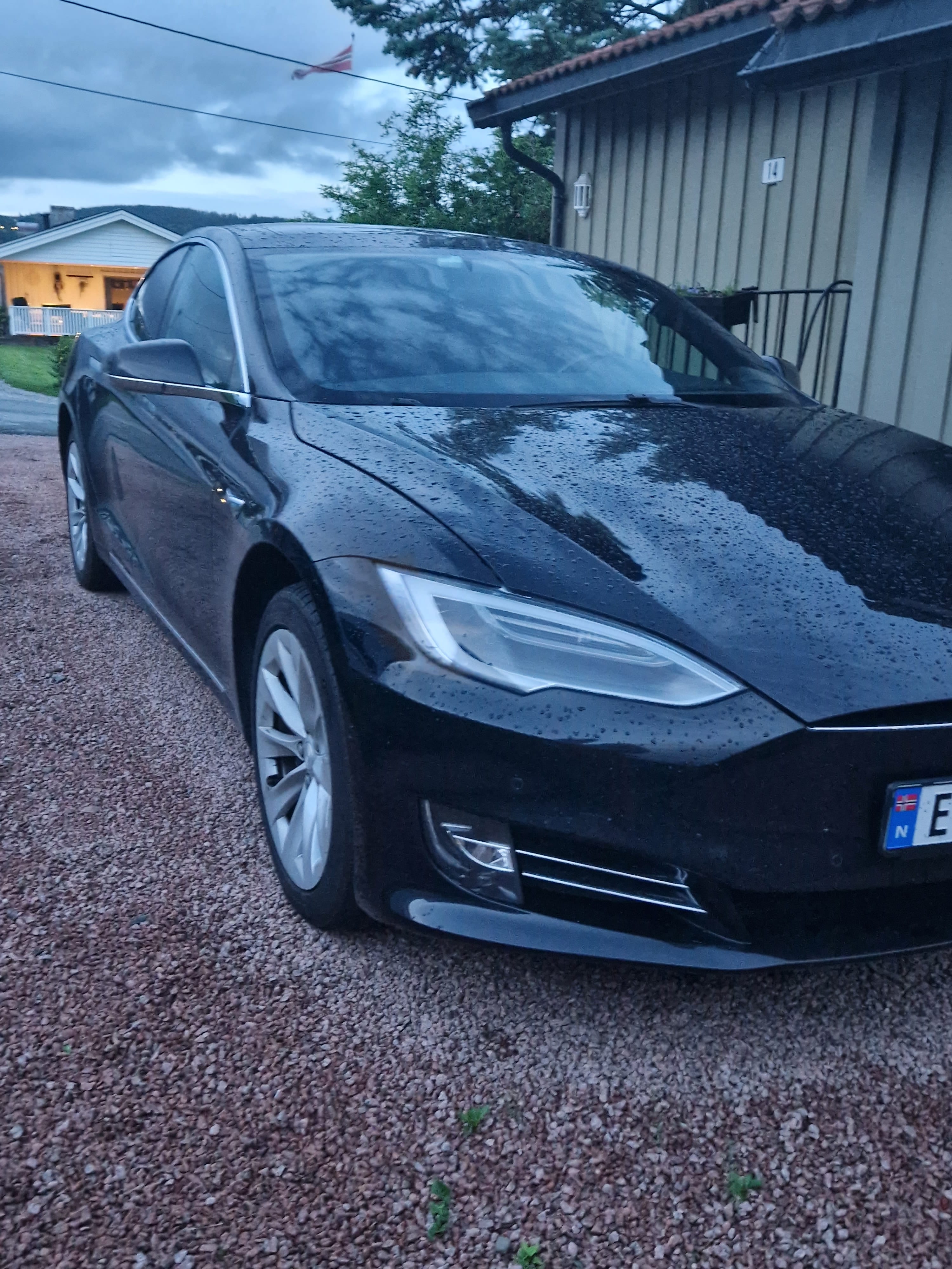 Tesla Model S med Aircondition