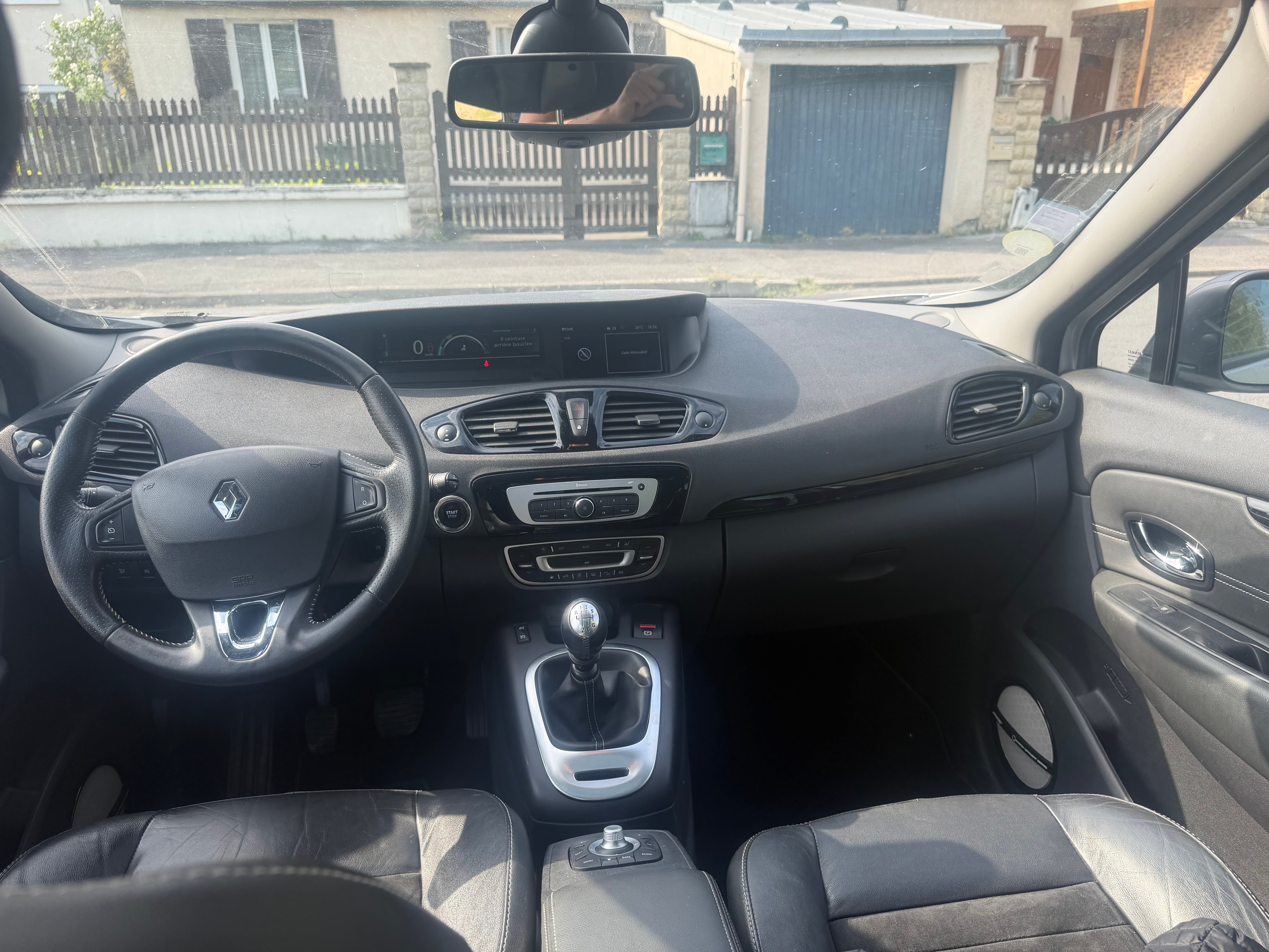 Renault Scenic avec GPS