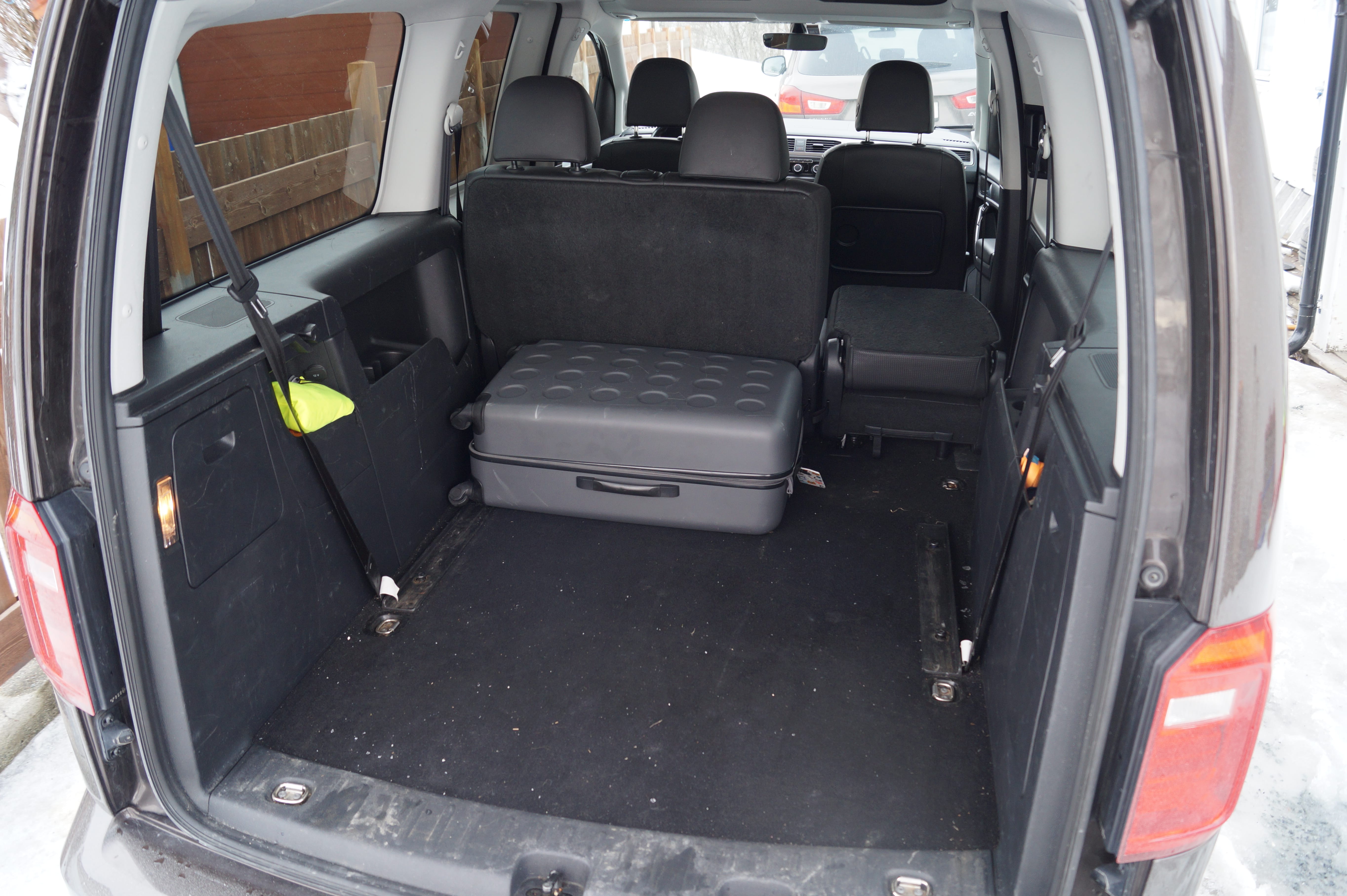 Volkswagen Caddy Maxi met Autostoel baby