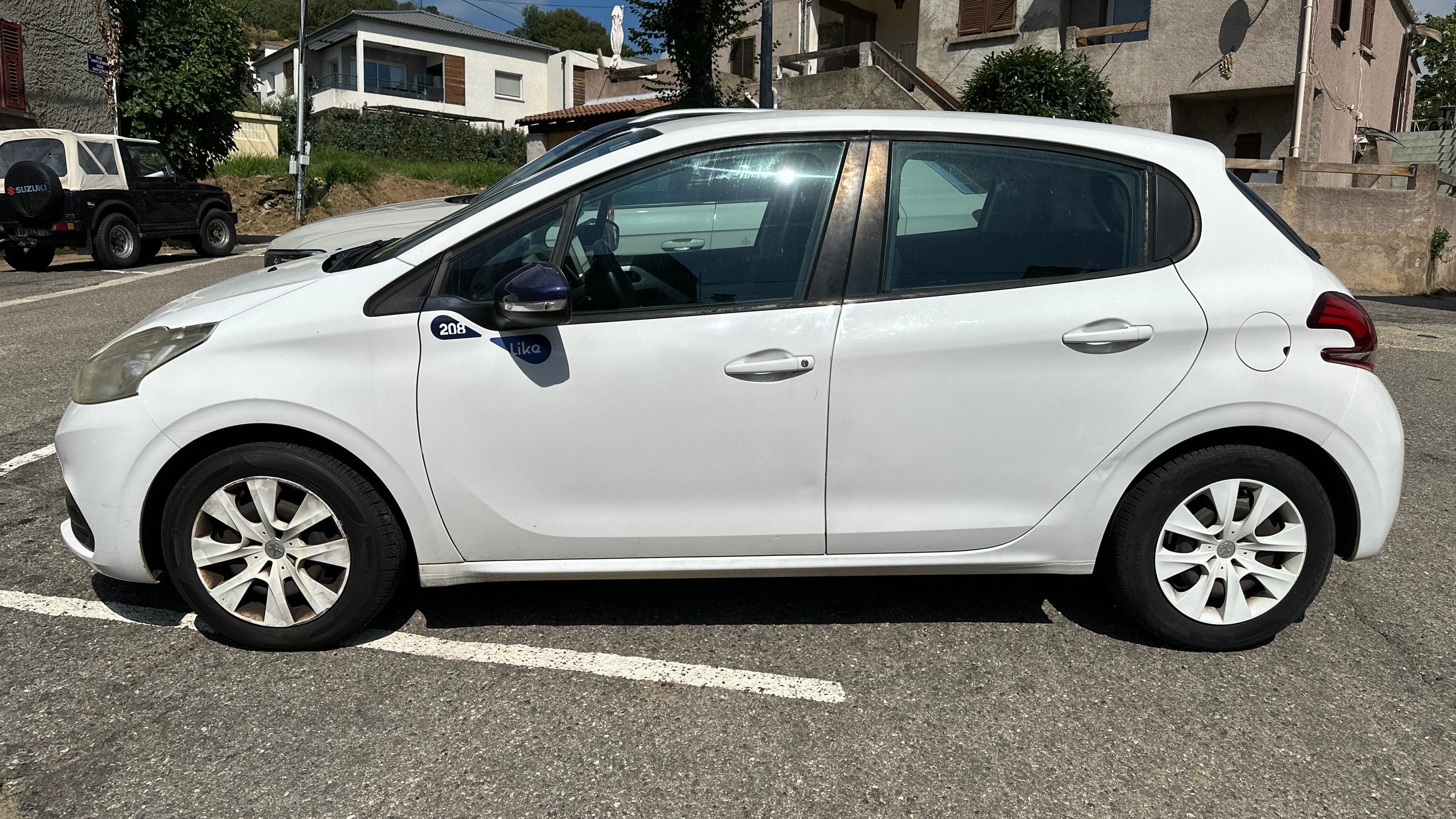 Peugeot 208 avec GPS