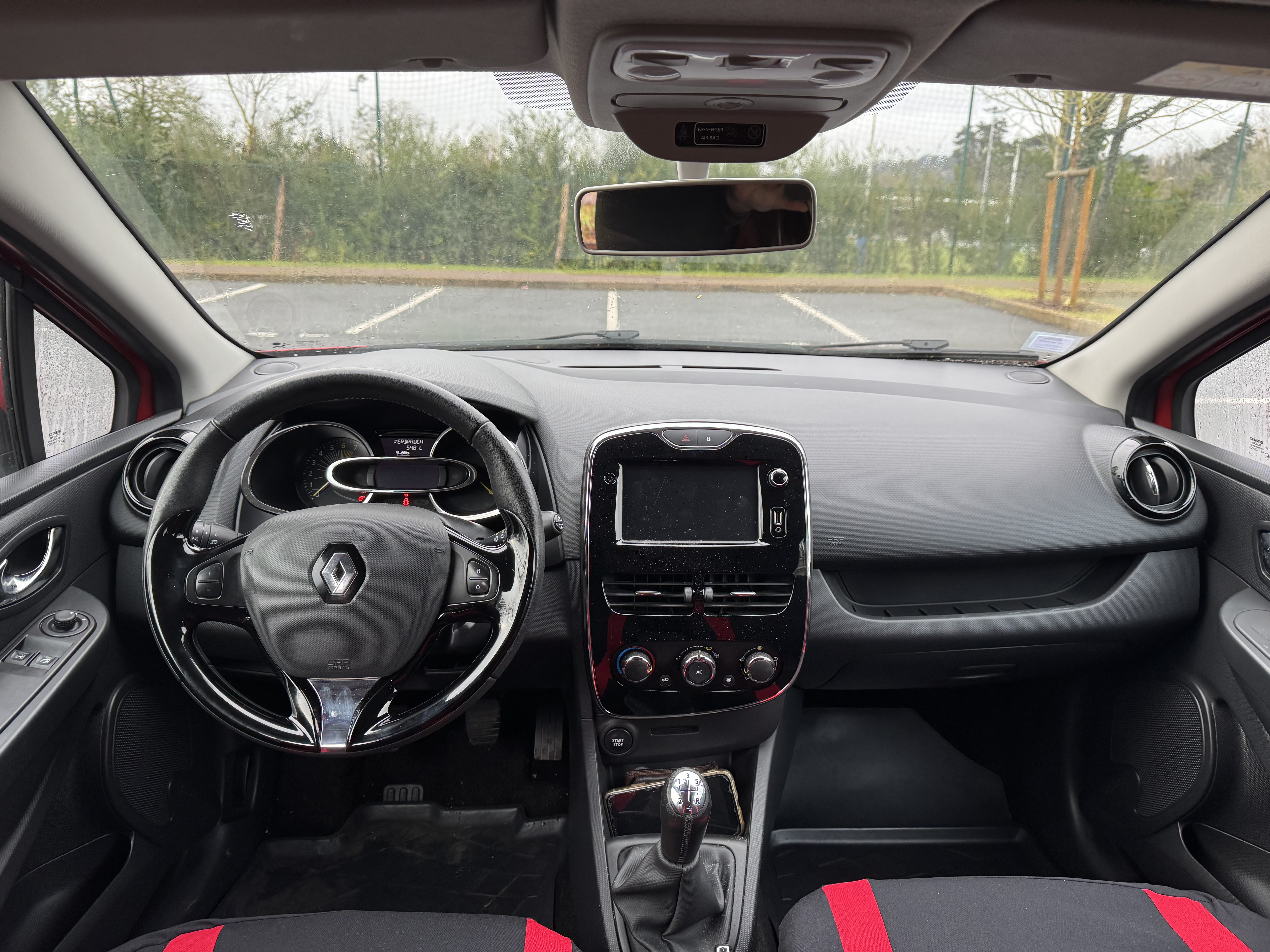 Renault Clio Estate avec Entrée audio / iPod