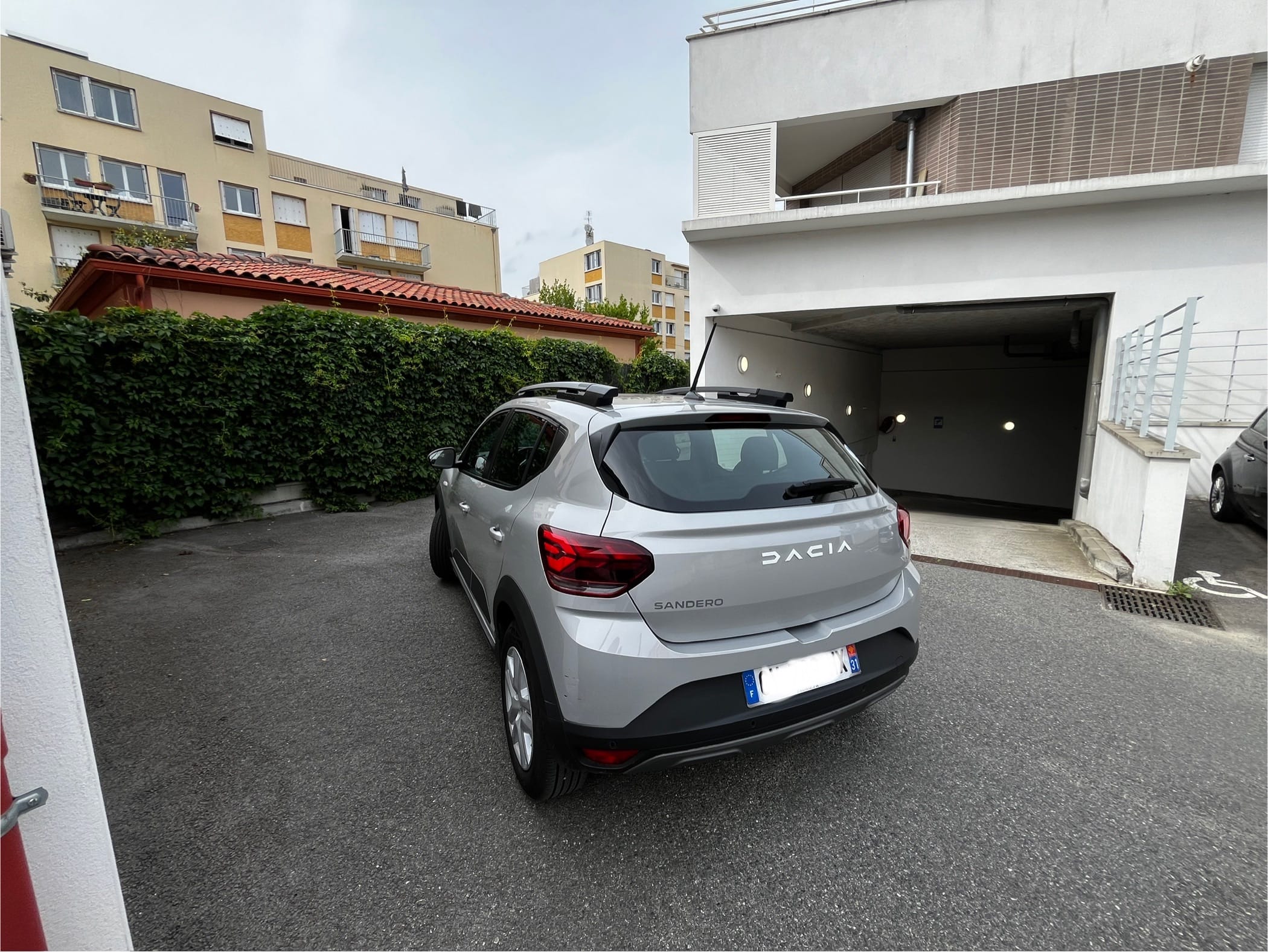Dacia Sandero Stepway with Bluetooth audio