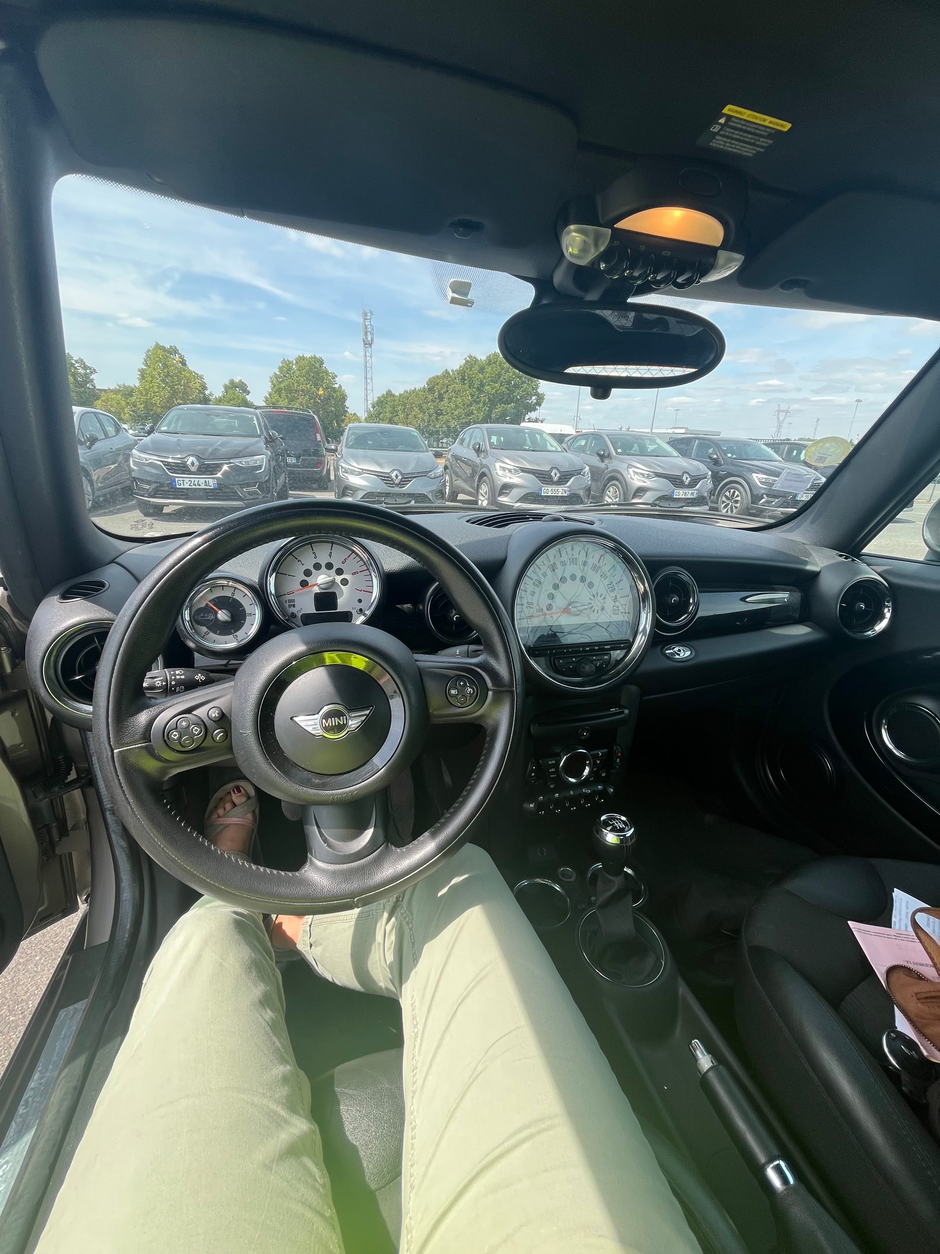 Mini Cooper Convertible R57 avec Régulateur de vitesse