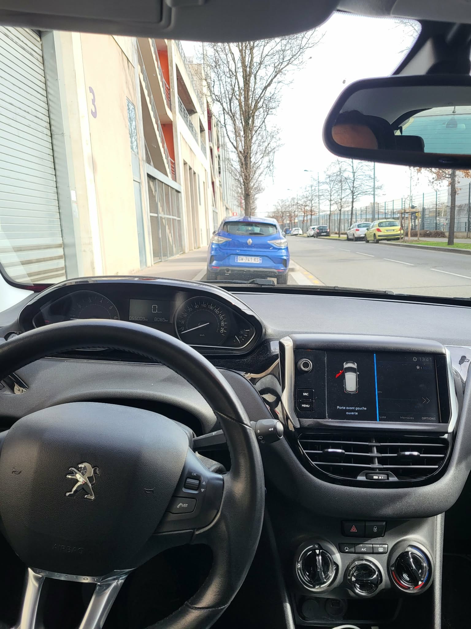 Peugeot 208 avec Régulateur de vitesse