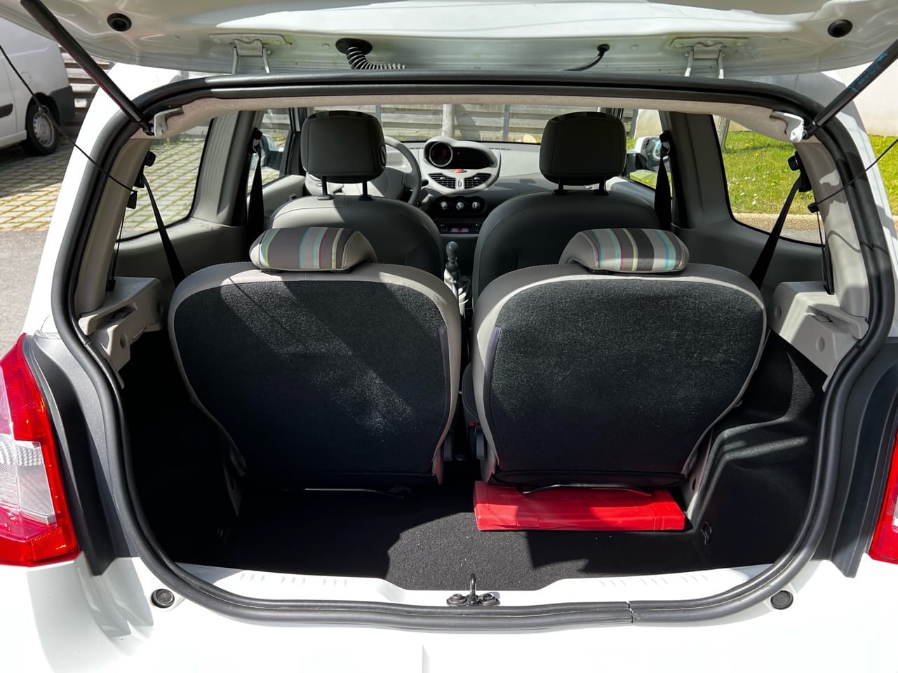 Renault Twingo II 1.2L 75ch Essence - Clim avec Entrée audio / iPod