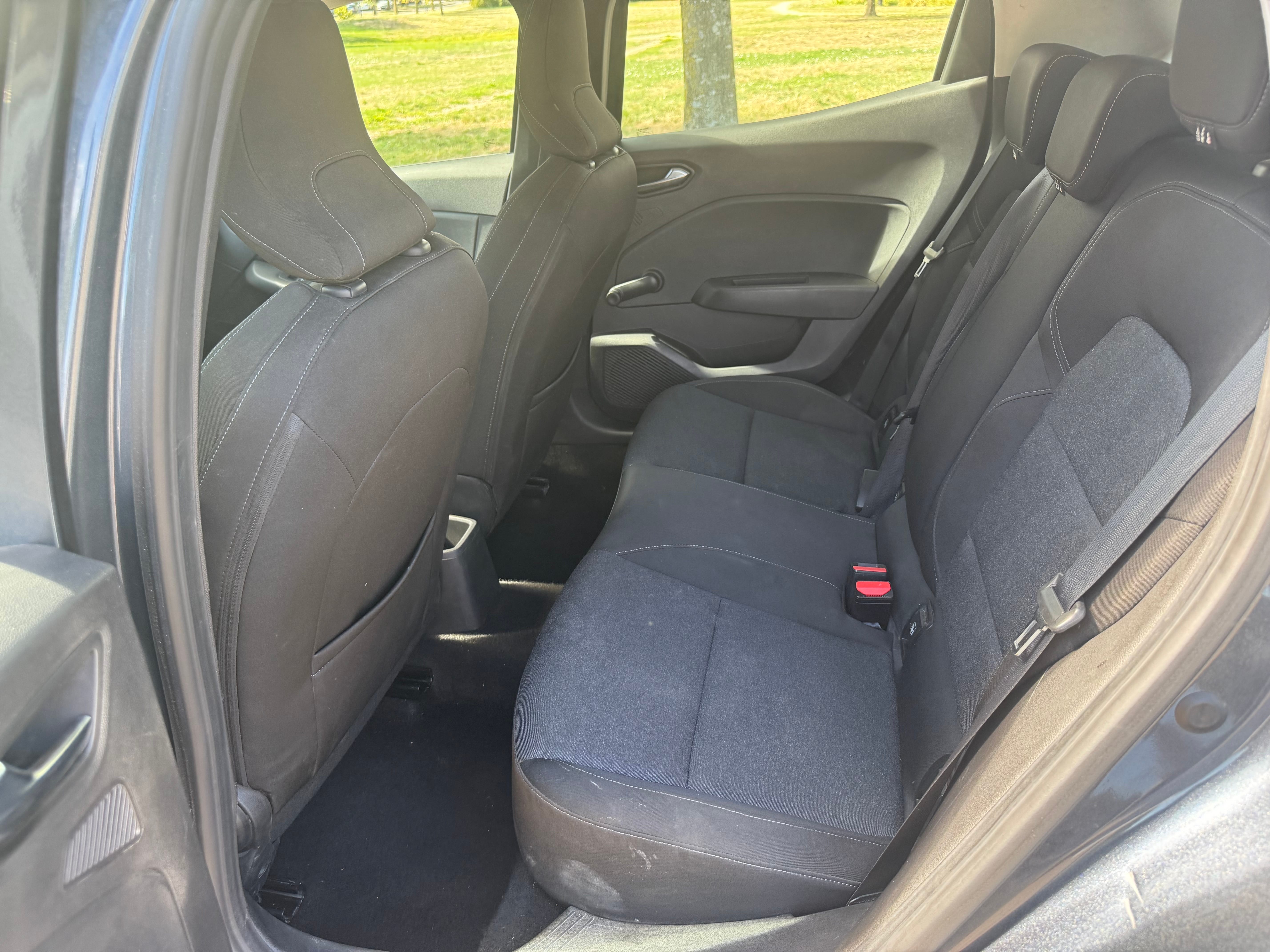 Renault Clio 1.0 tce avec Port USB