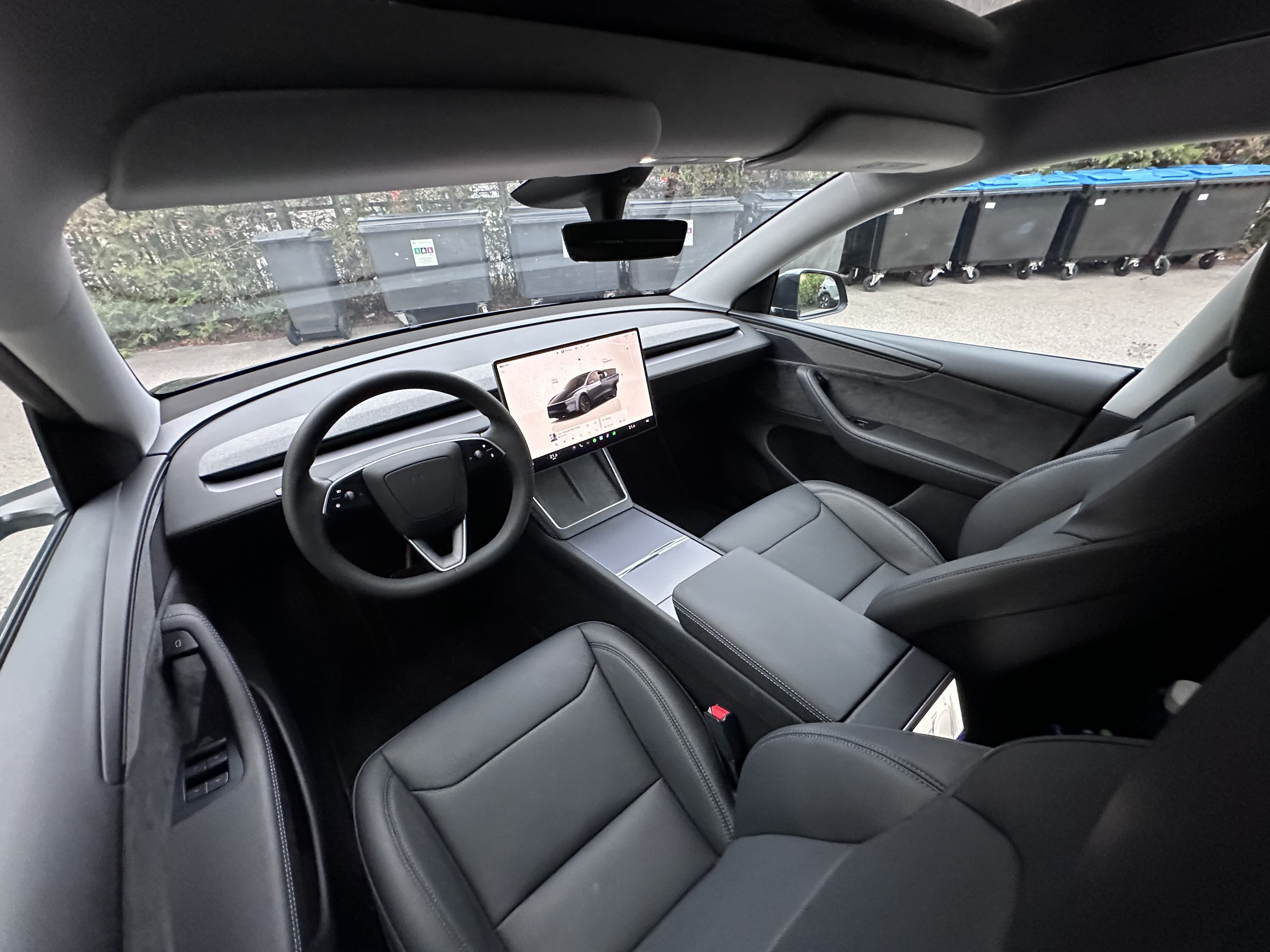 Tesla Model Y Long Range avec GPS