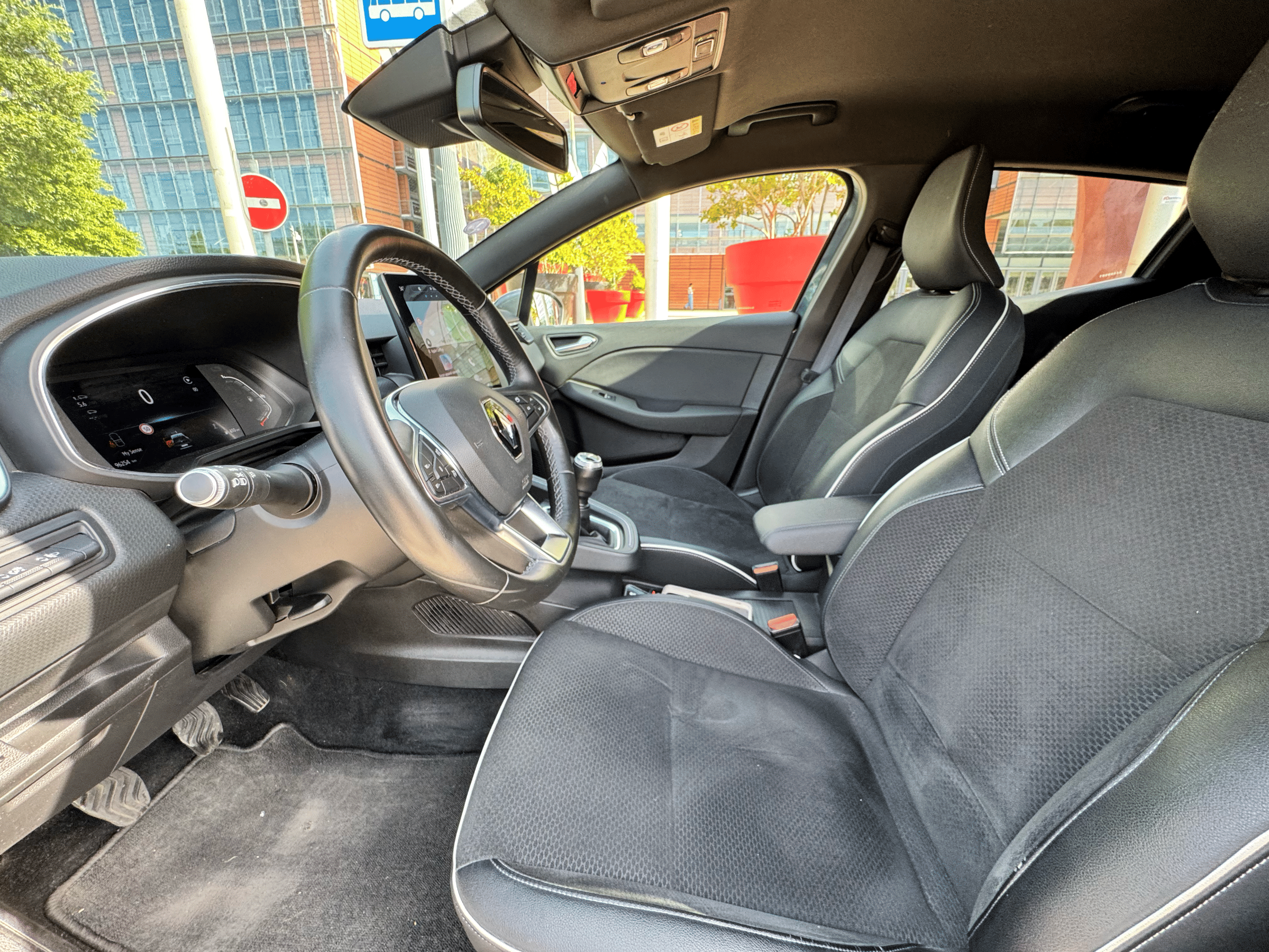 Renault Clio avec Régulateur de vitesse