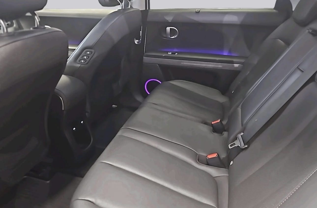 Hyundai Ioniq 5 med Babysete