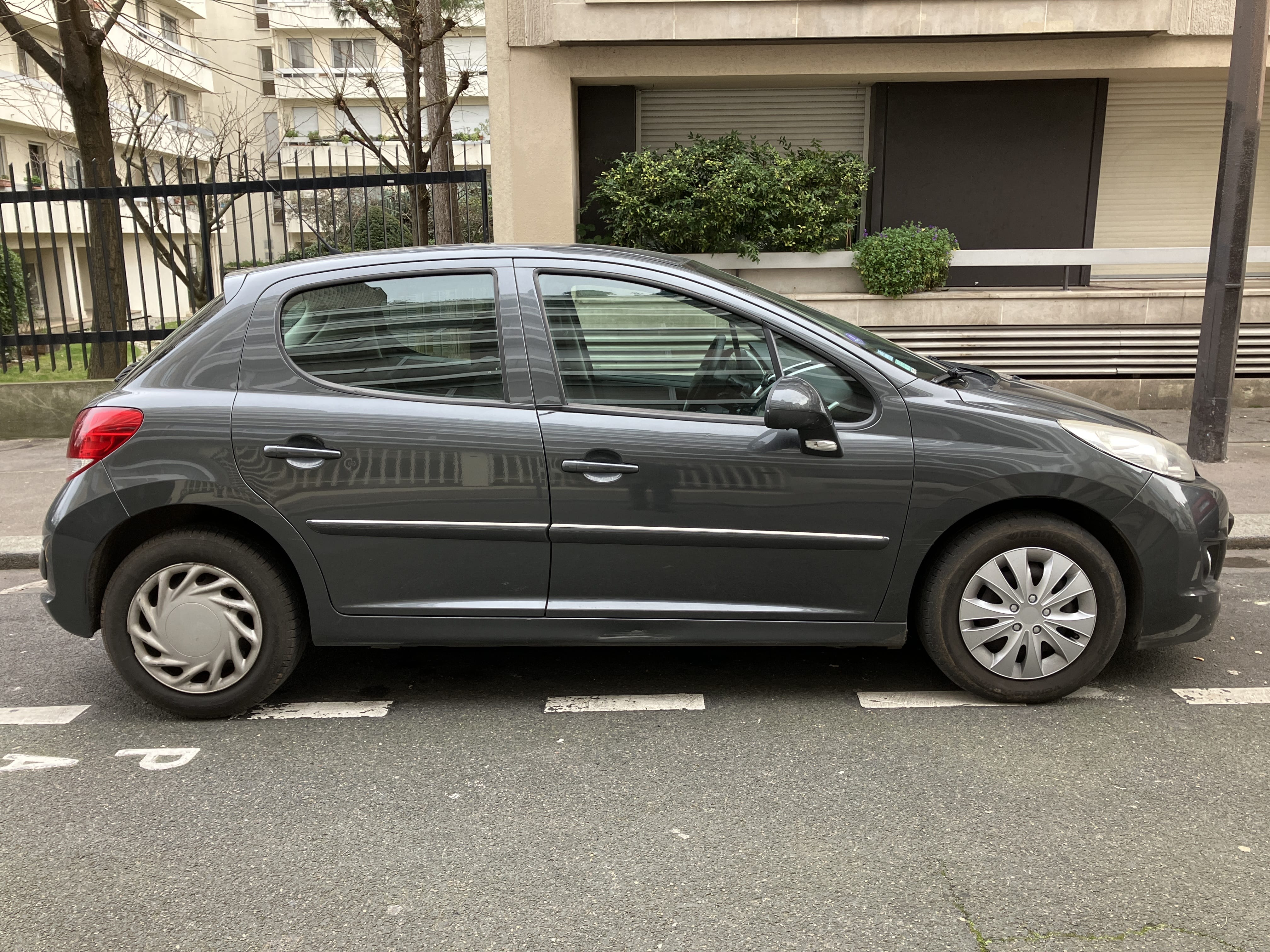 Peugeot 207 avec Climatisation