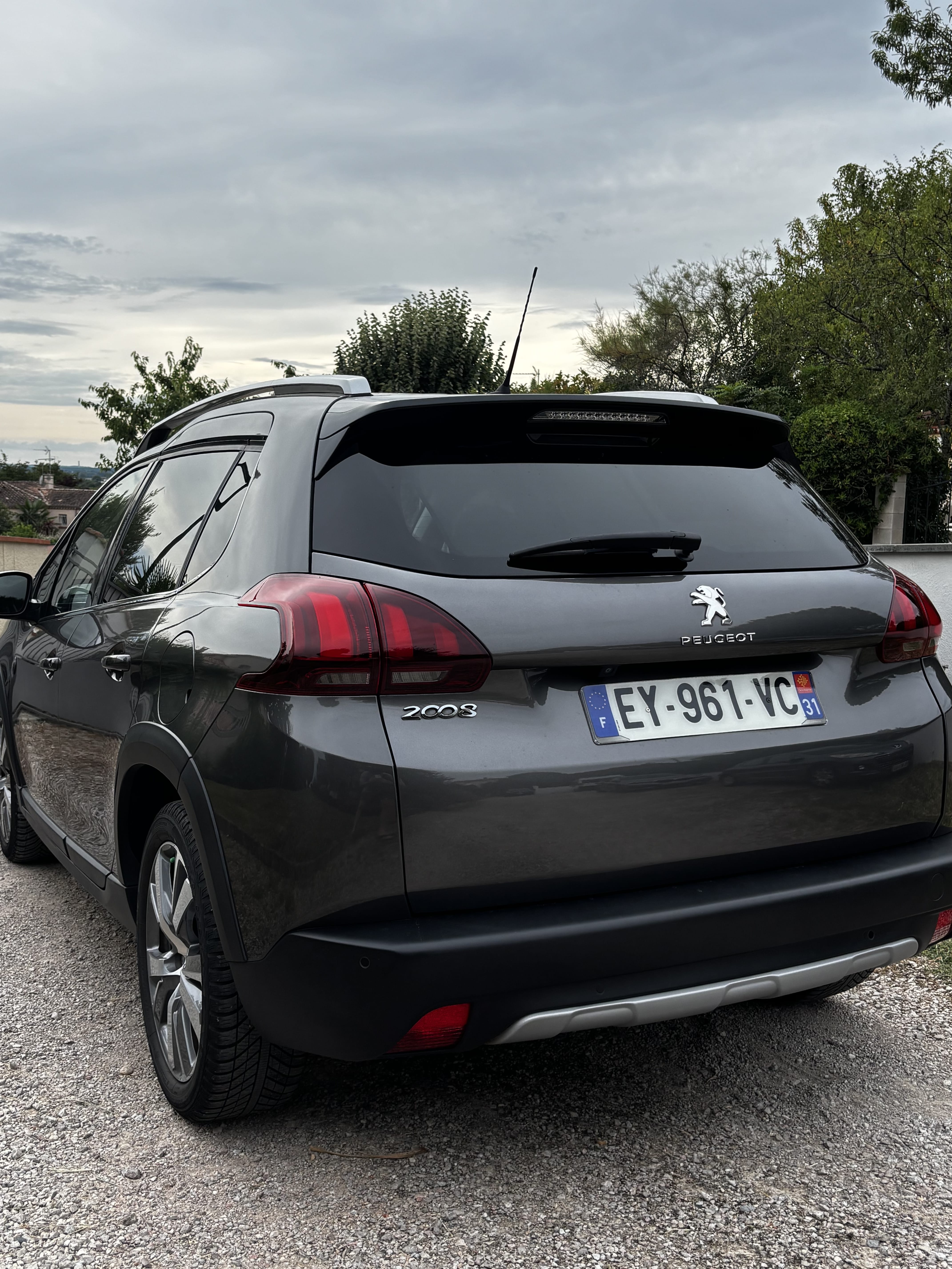Peugeot 2008 avec GPS