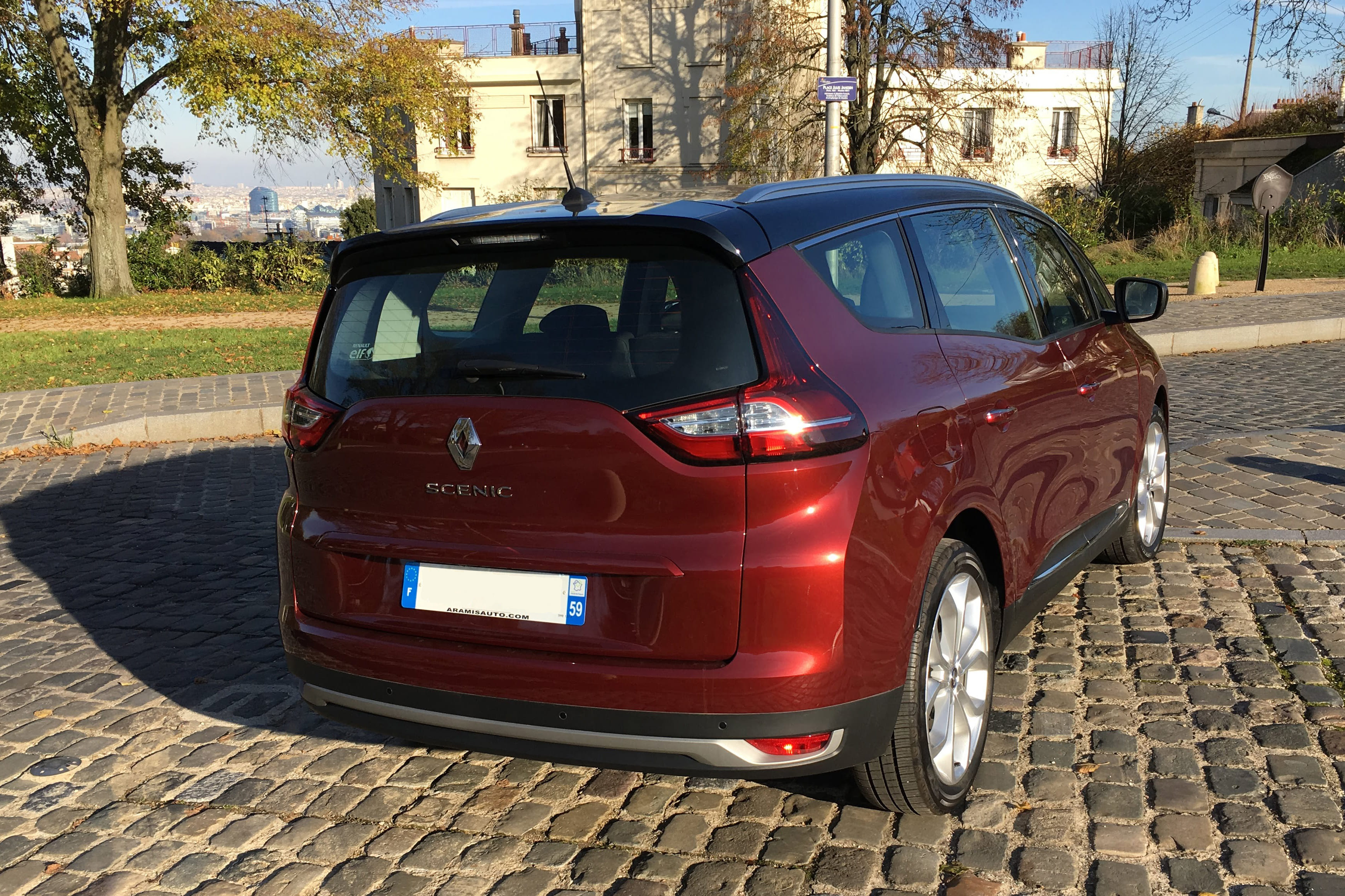 Renault Grand Scenic 4  -  1.7 dCi Limited  7 places avec GPS