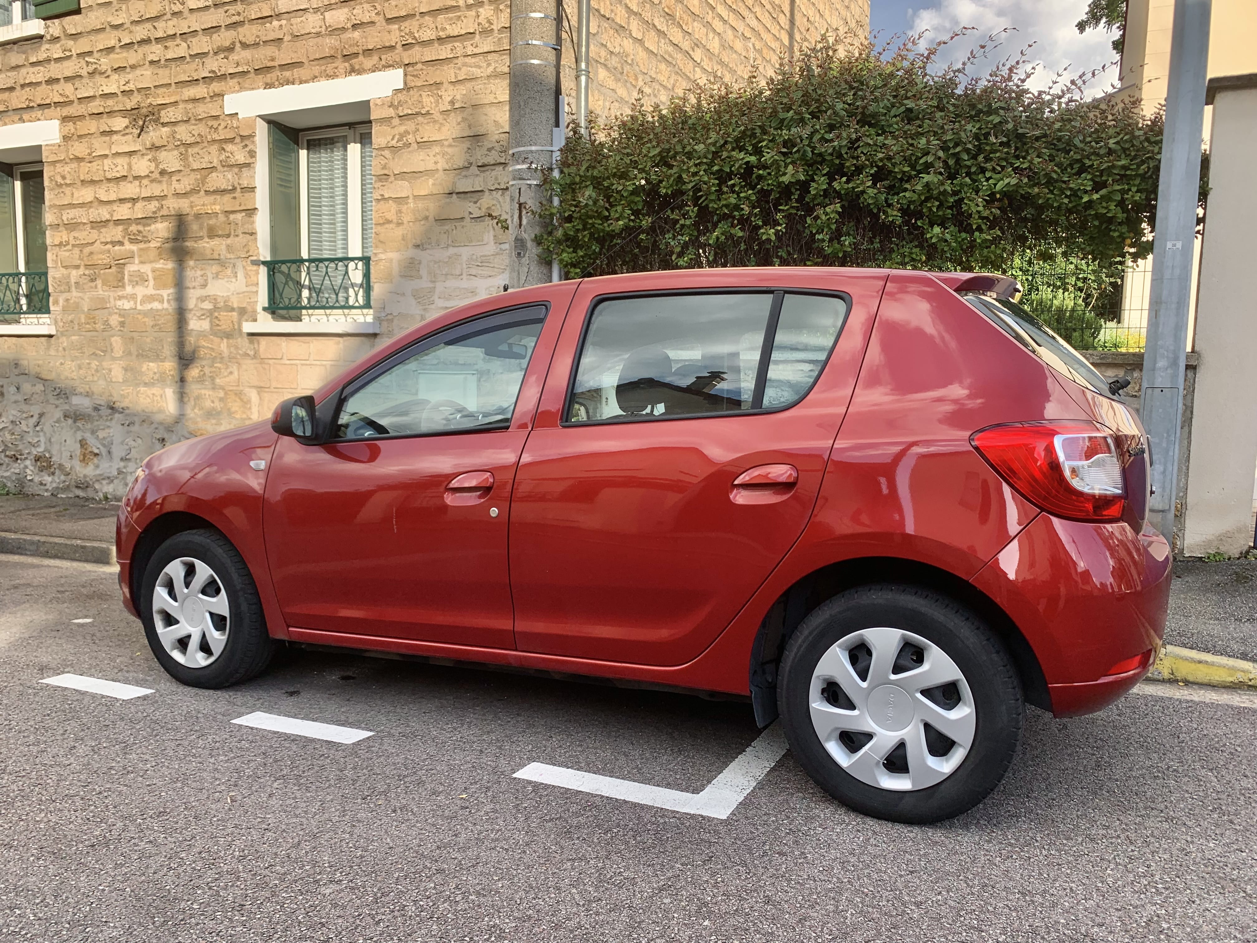 Dacia Sandero avec Climatisation