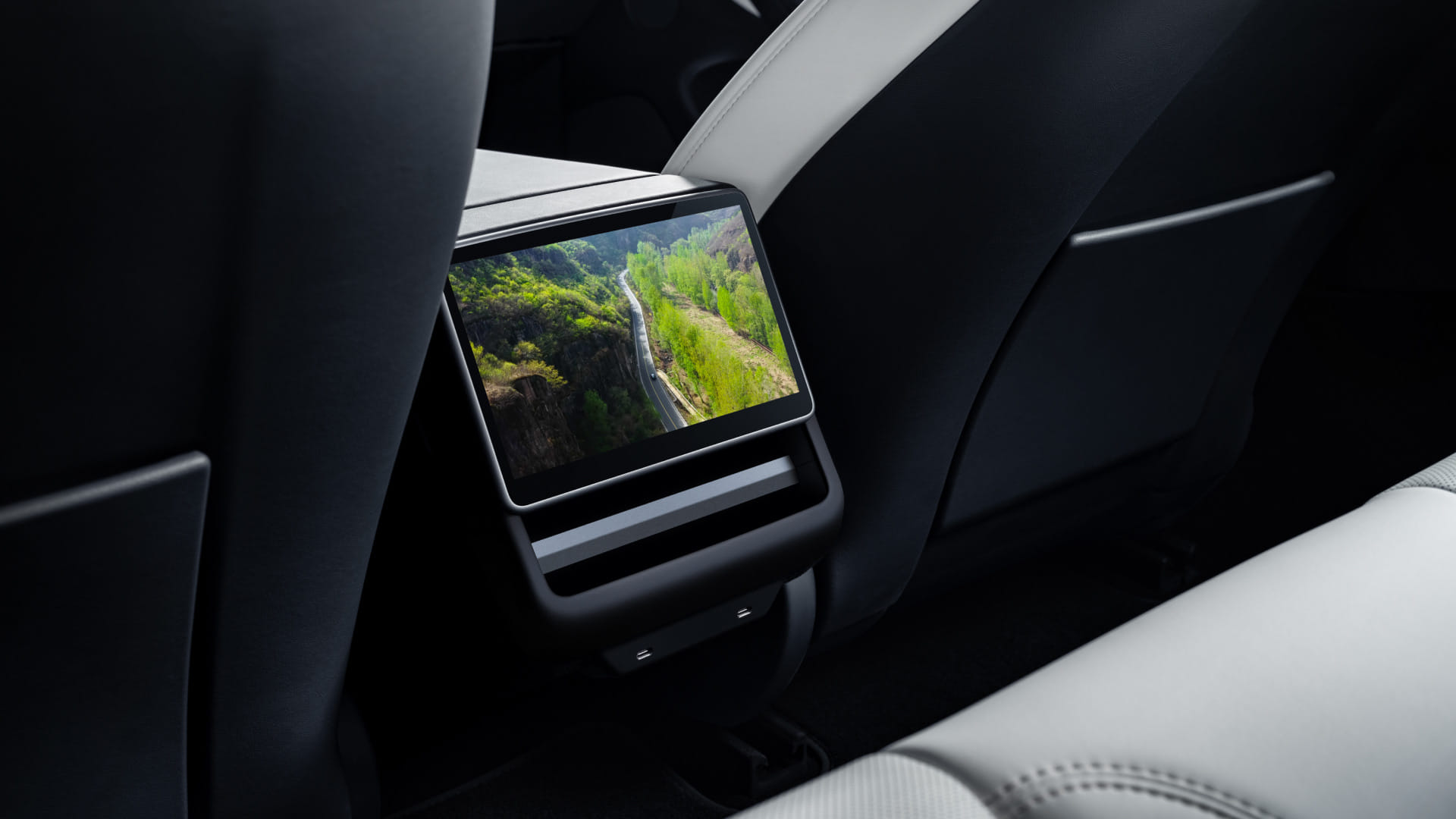 Tesla Model 3 avec Dashcam