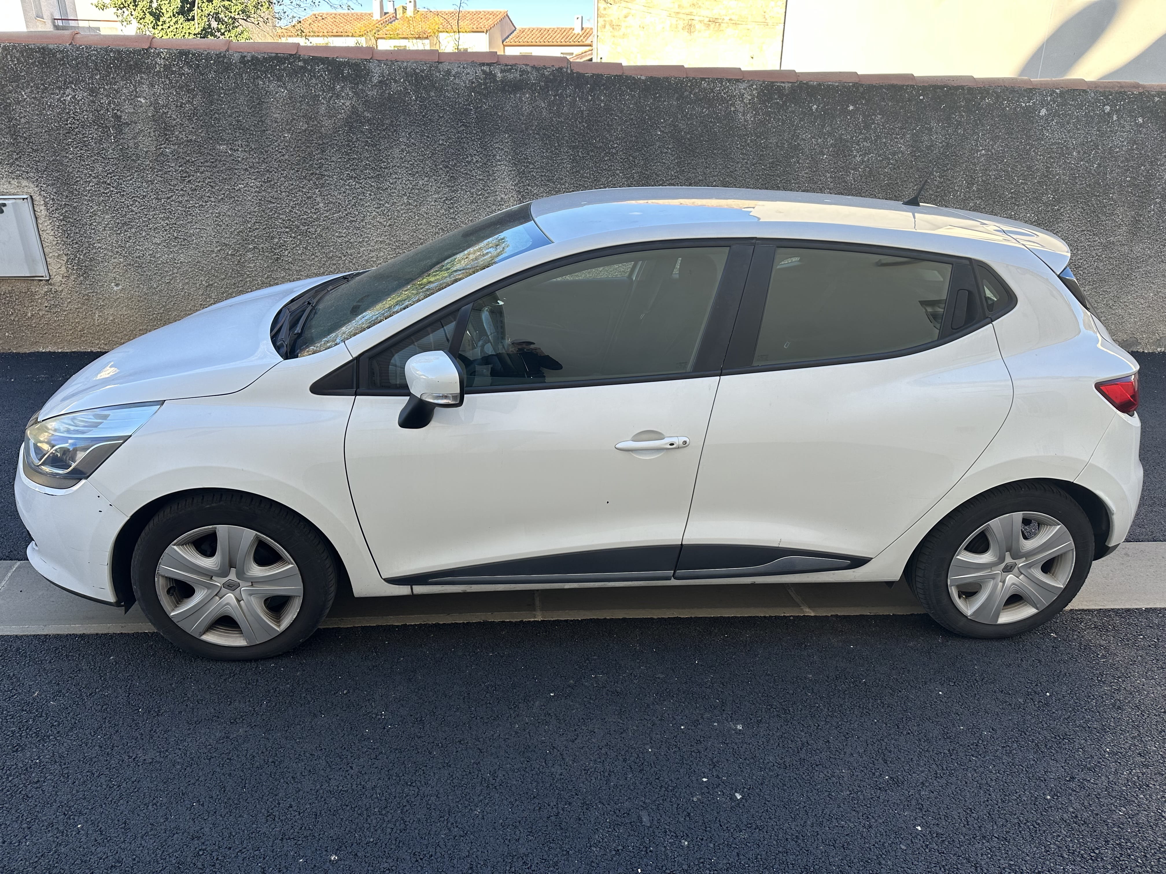 Renault Clio with Air conditioning