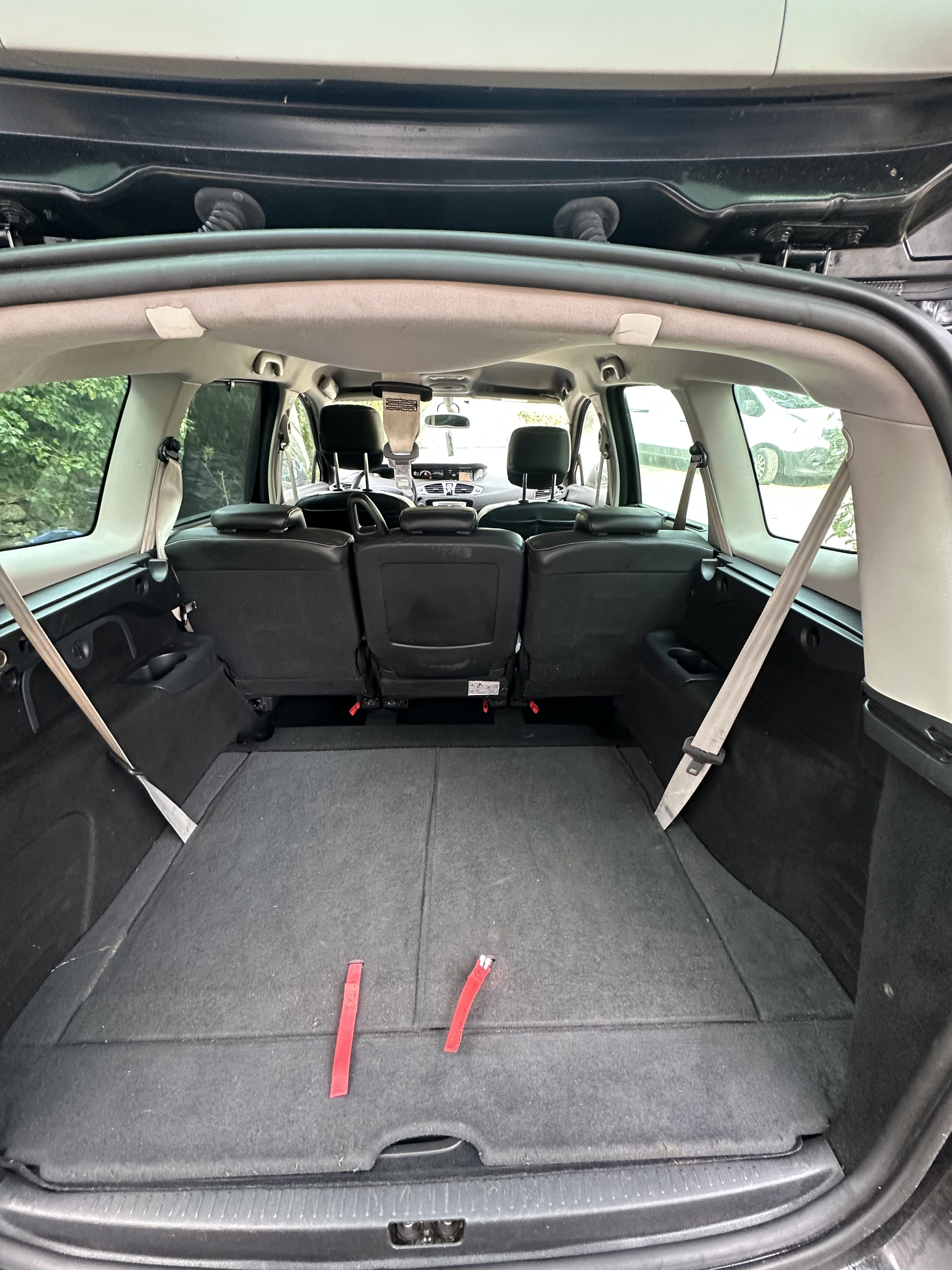 Renault Scenic 7 places avec Entrée audio / iPod