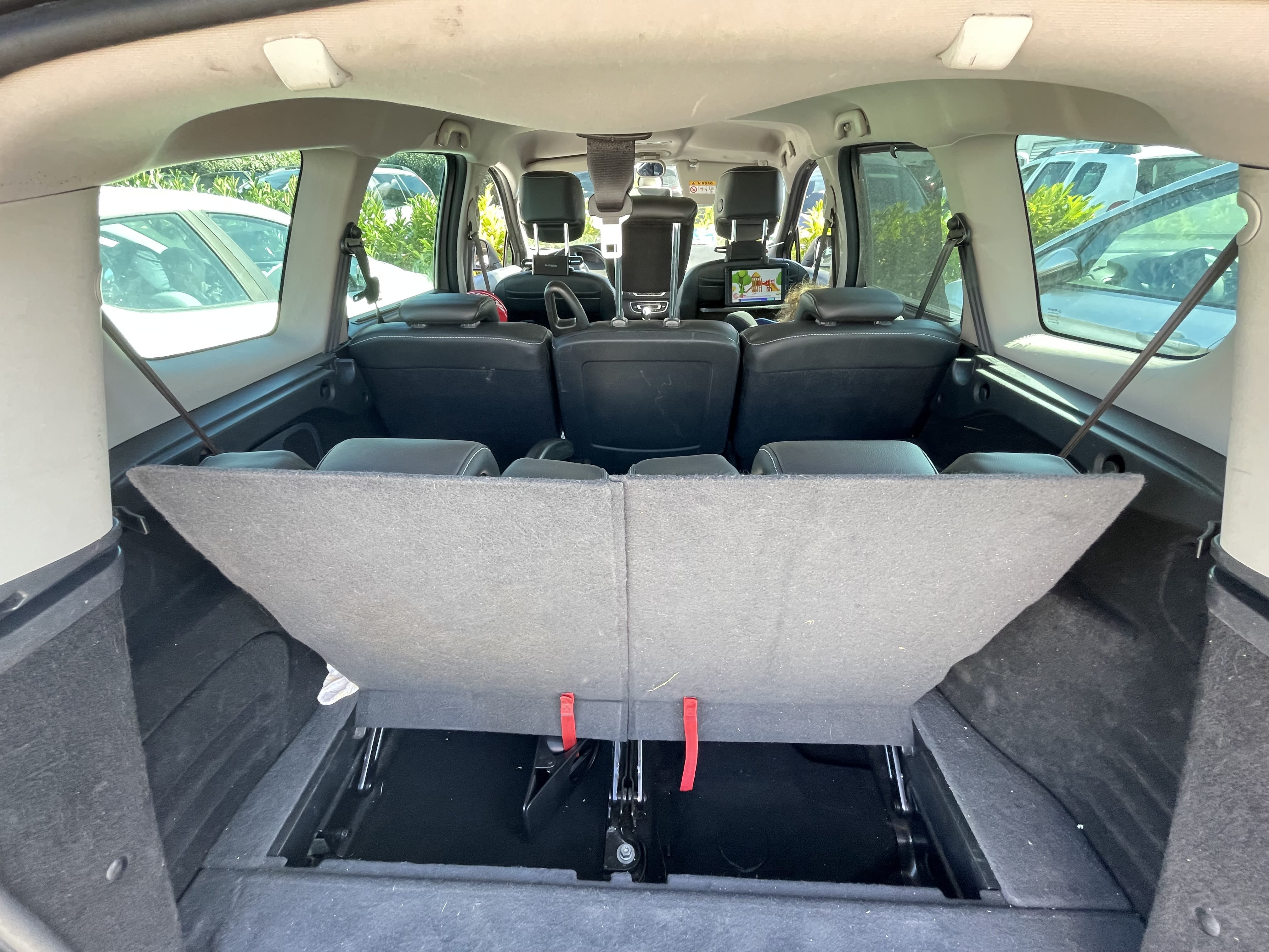 Renault Grand Scenic avec Siège bébé