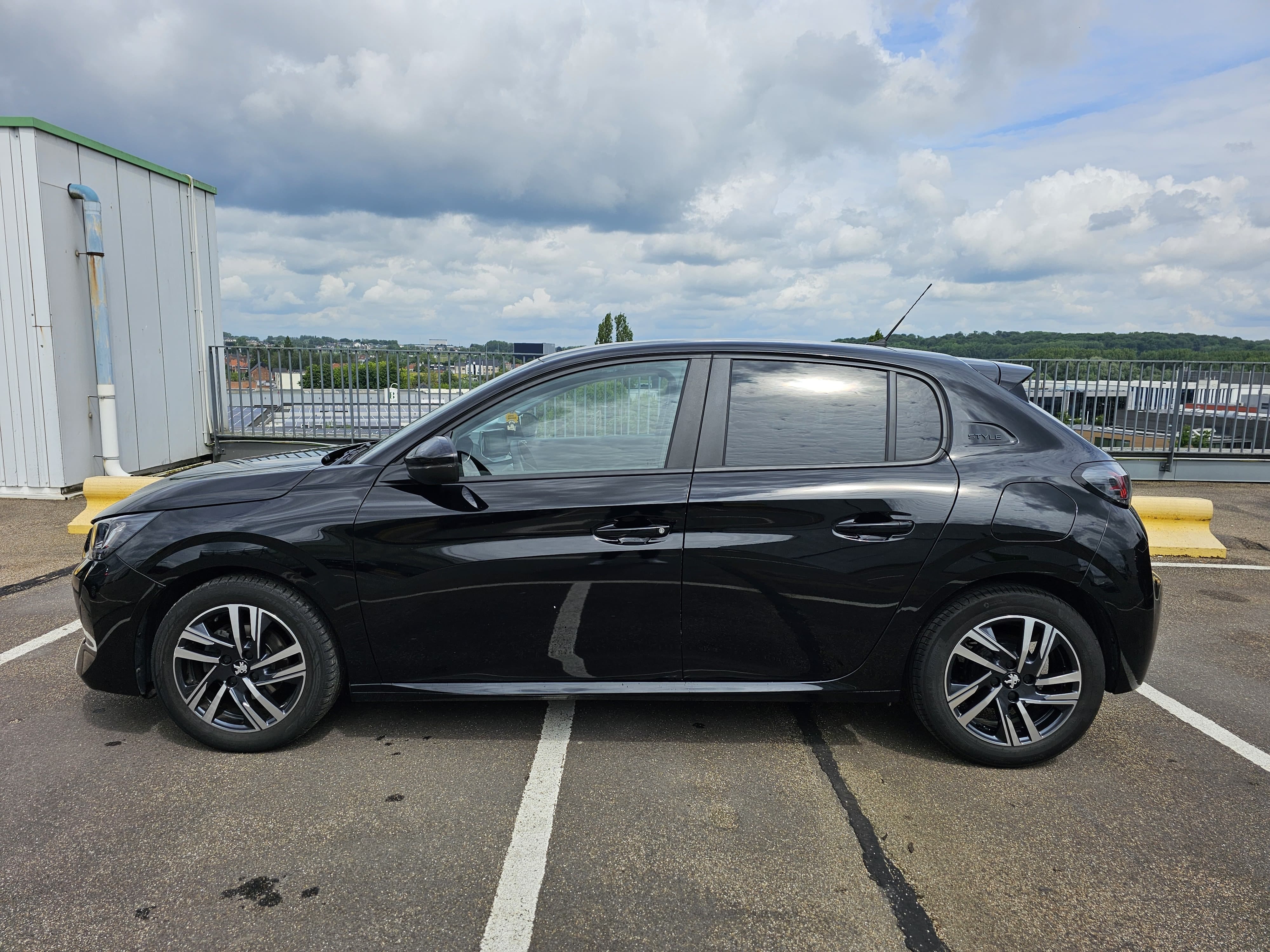 Peugeot 208 avec Climatisation