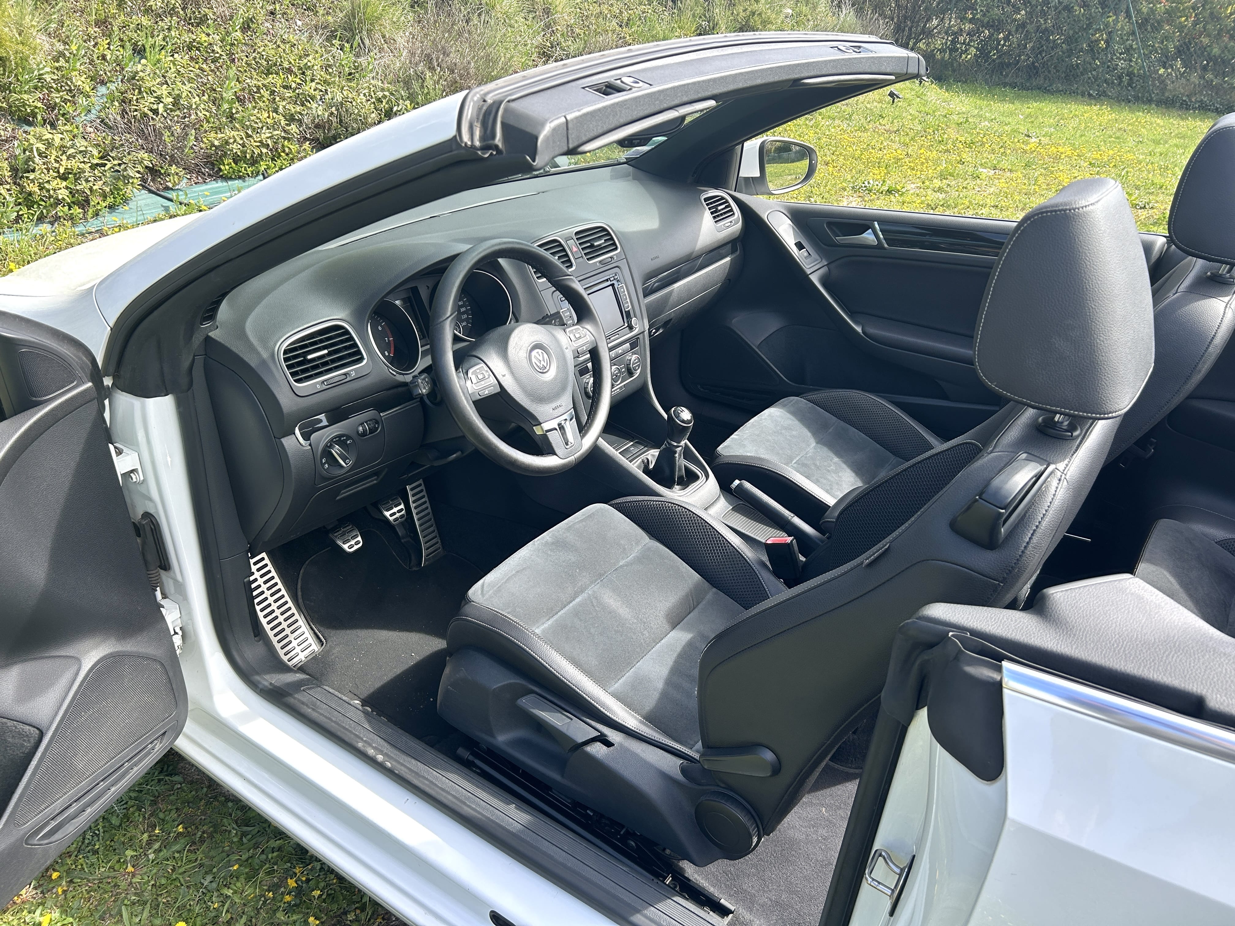 Volkswagen Golf Cabriolet avec Siège bébé