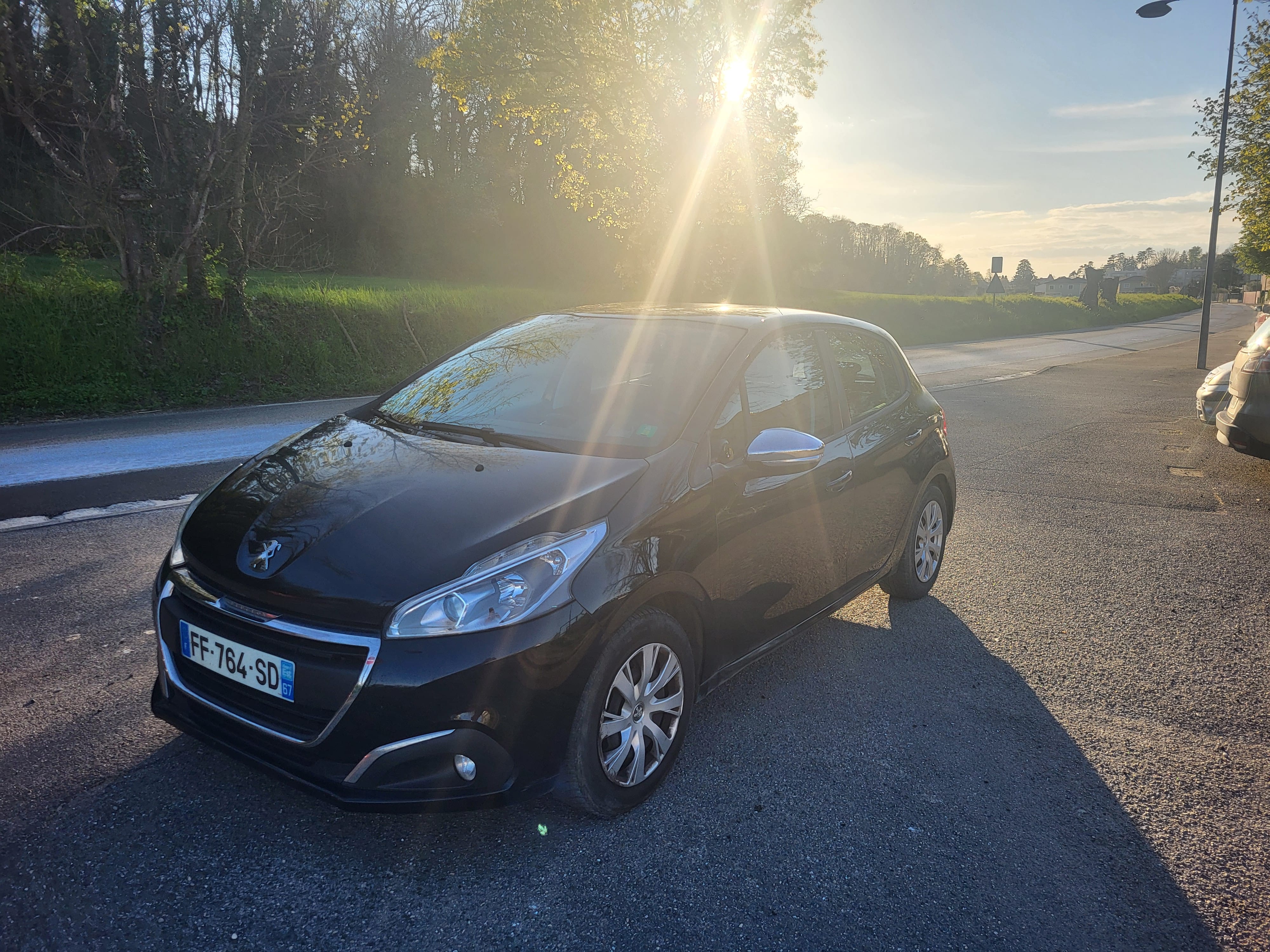 Peugeot 208, 2017, Essence 95