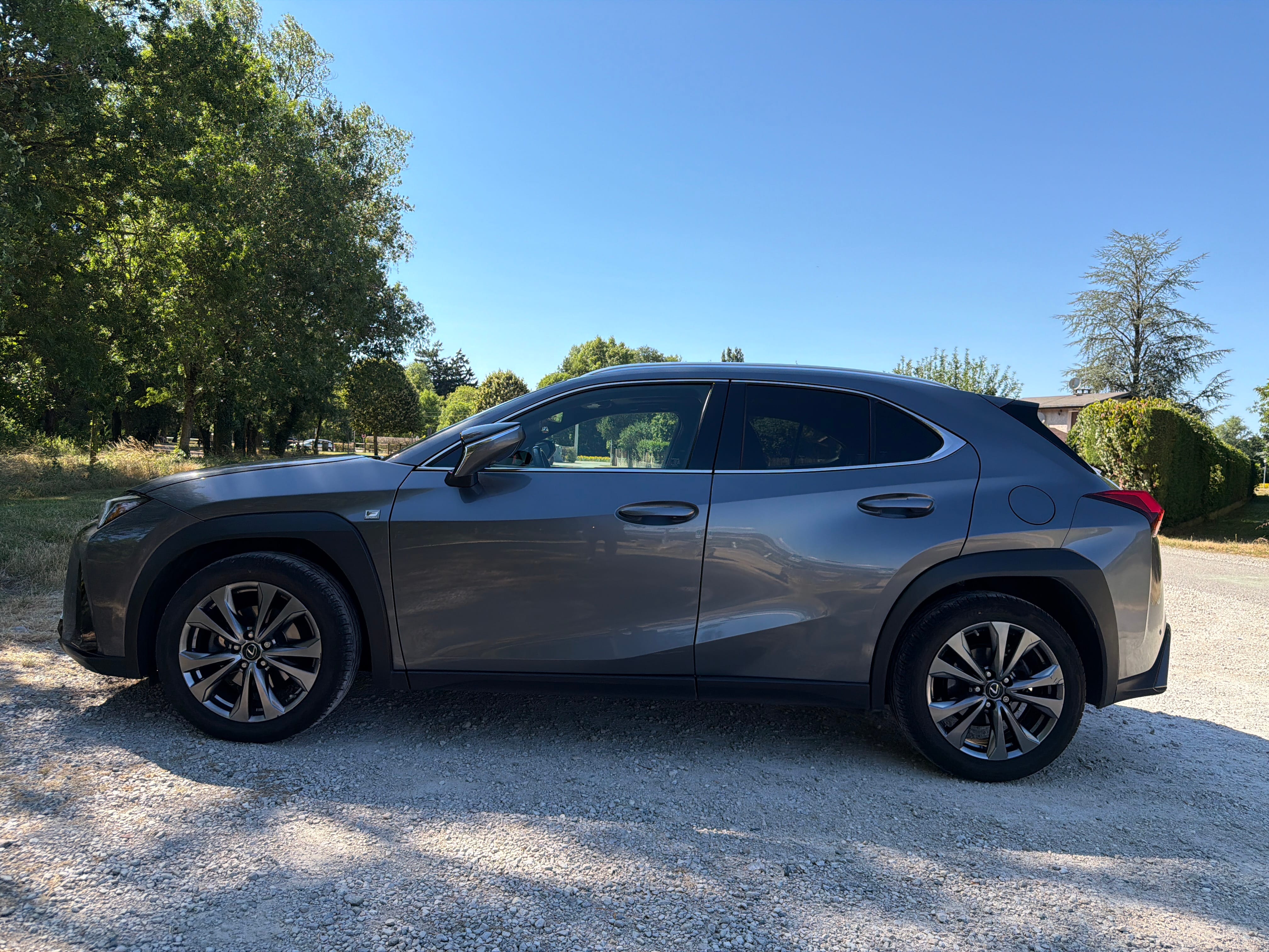 Lexus UX 250h 2.0 186 avec Climatisation