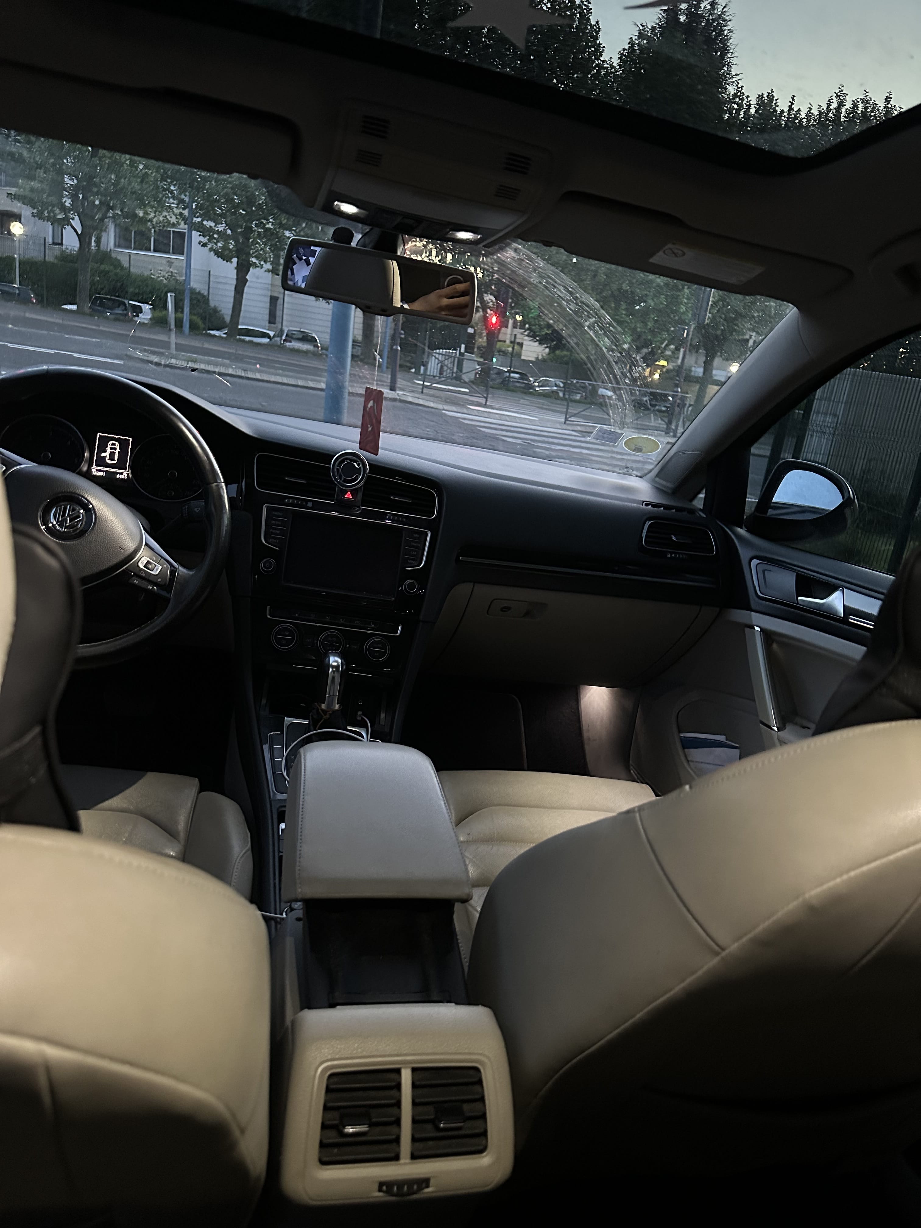 Volkswagen Golf avec Apple CarPlay