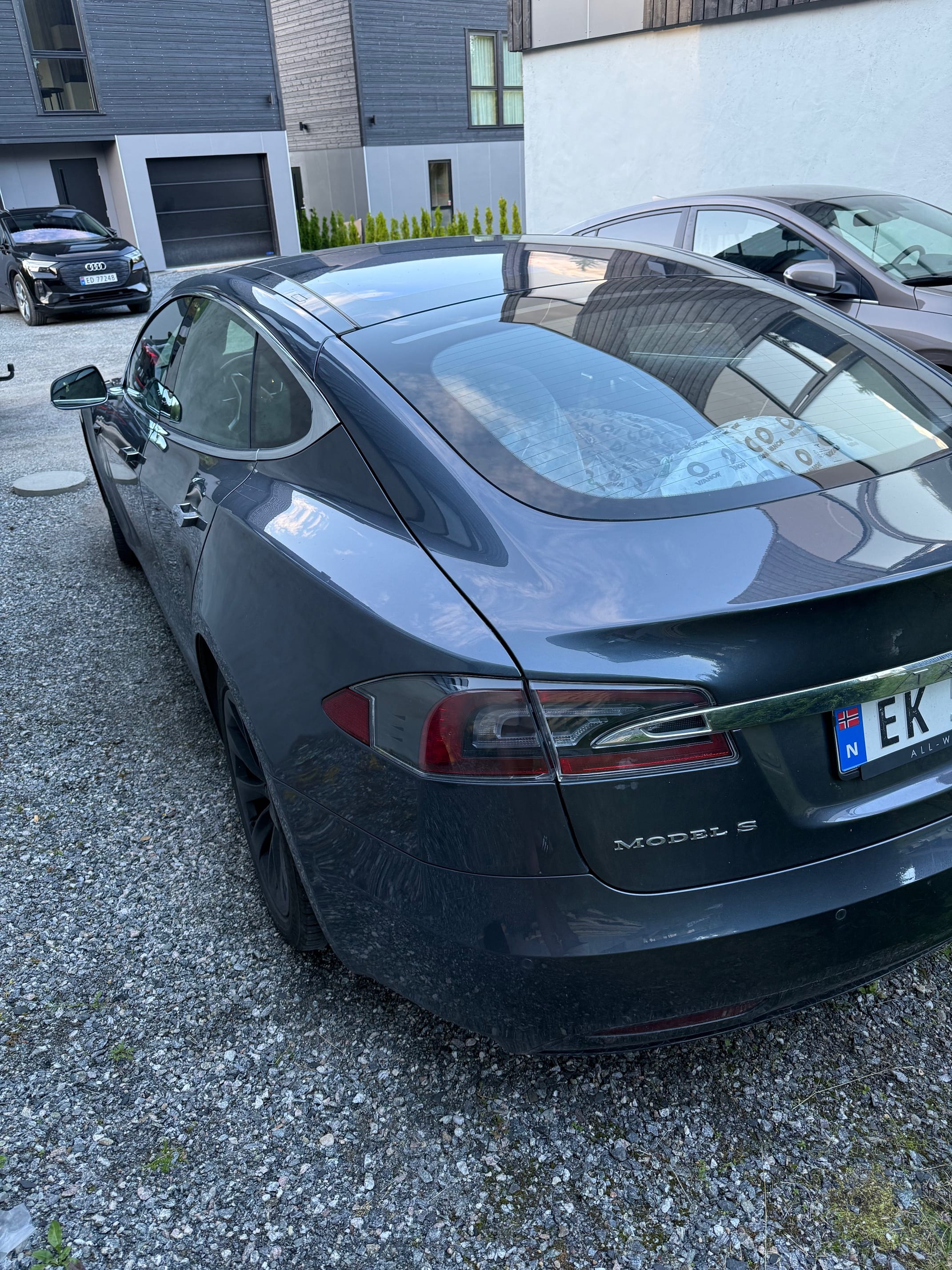 Tesla Model S 70D med Apple CarPlay