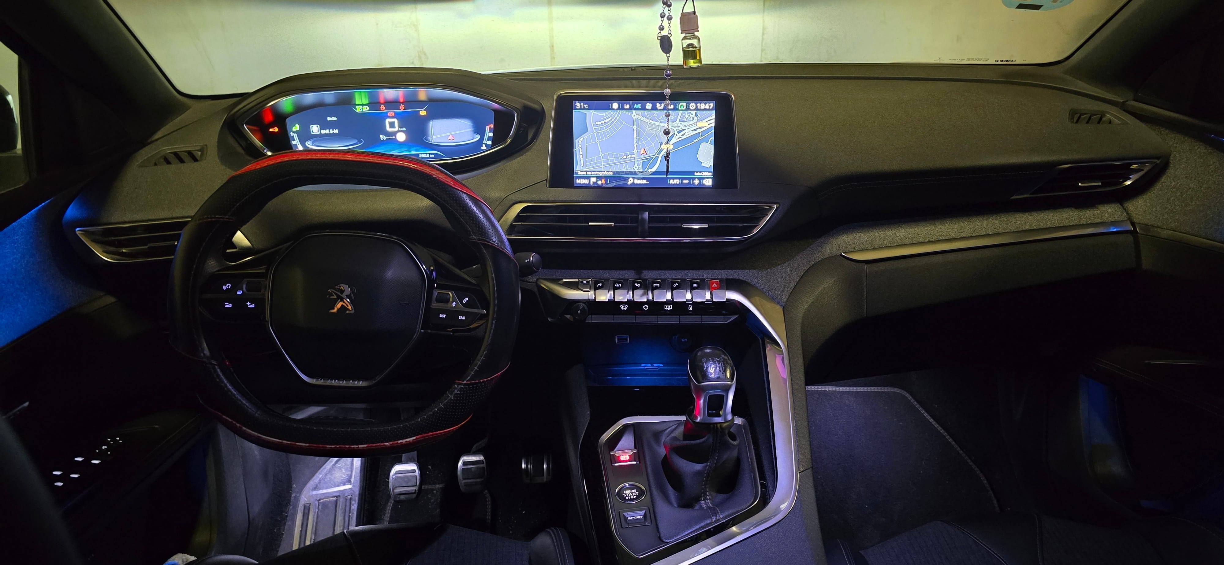 Peugeot 5008 con Control de velocidad