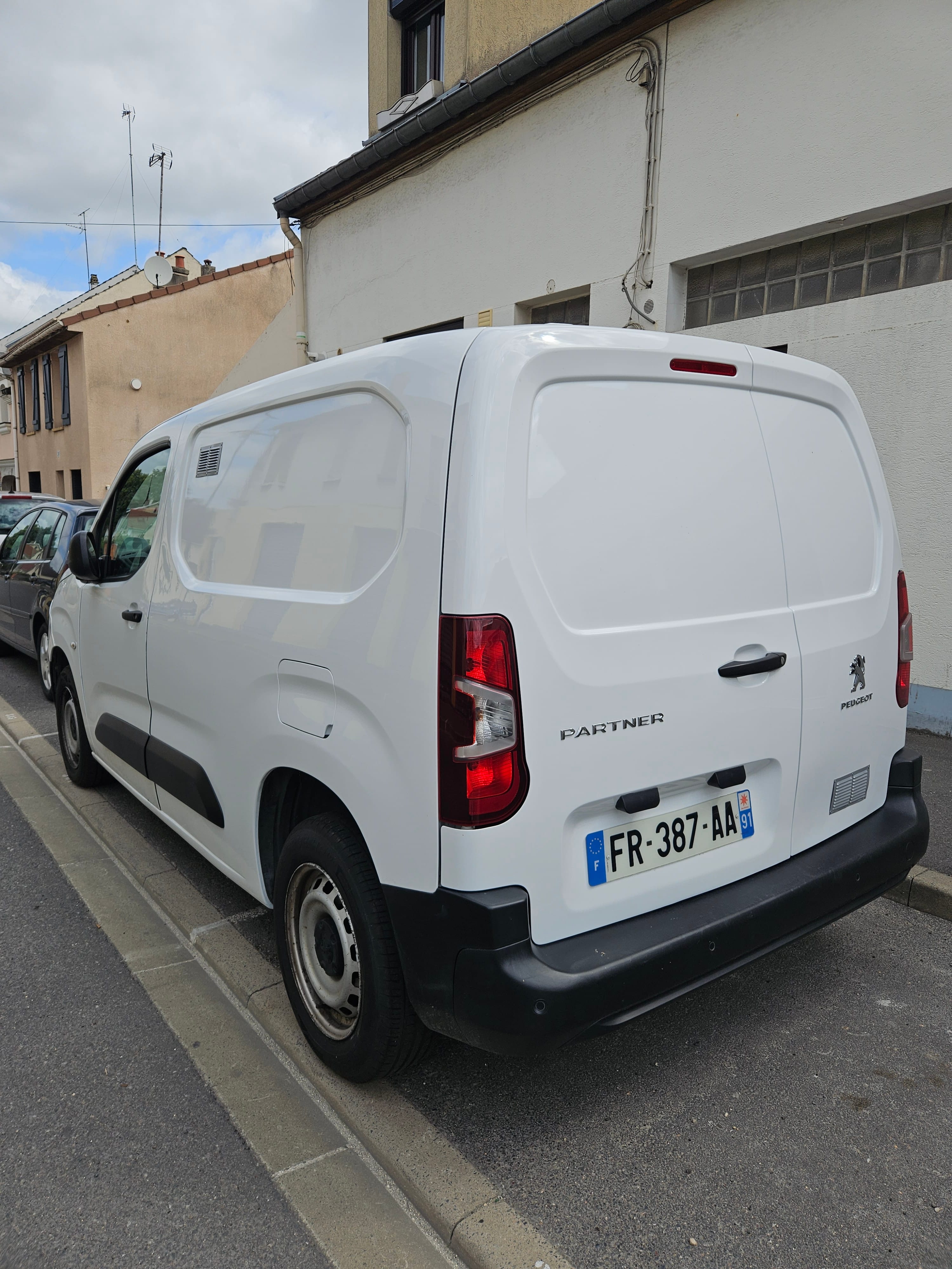 Peugeot Partner avec Port USB