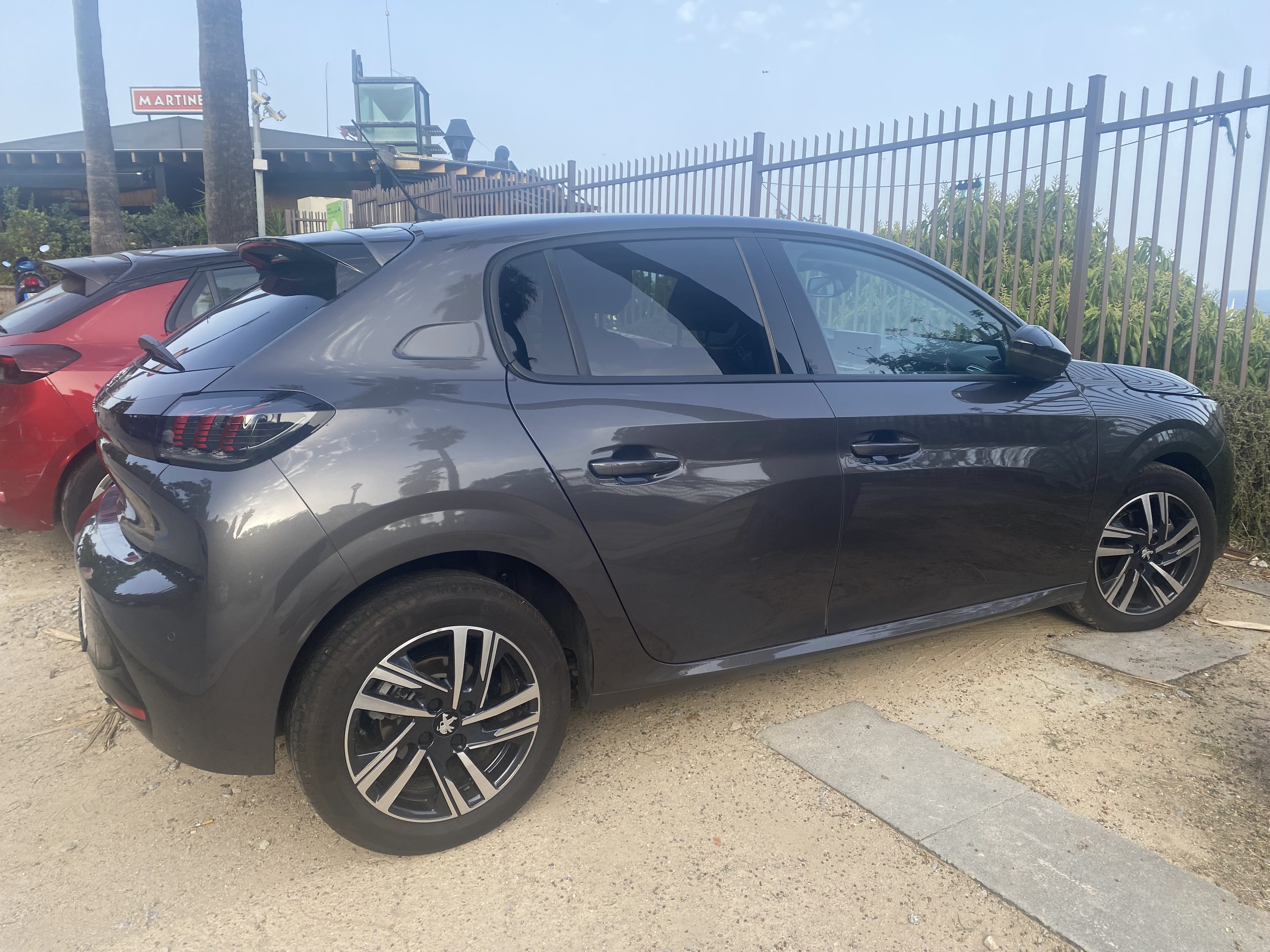 Peugeot 208 GT Line con Aire acondicionado