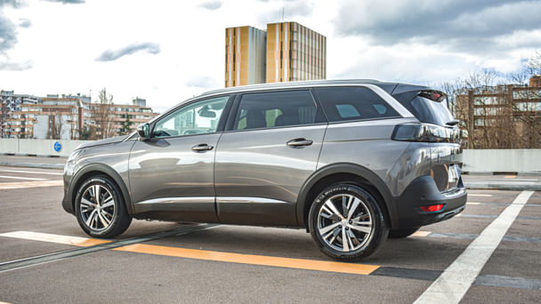 Peugeot 5008 avec Climatisation