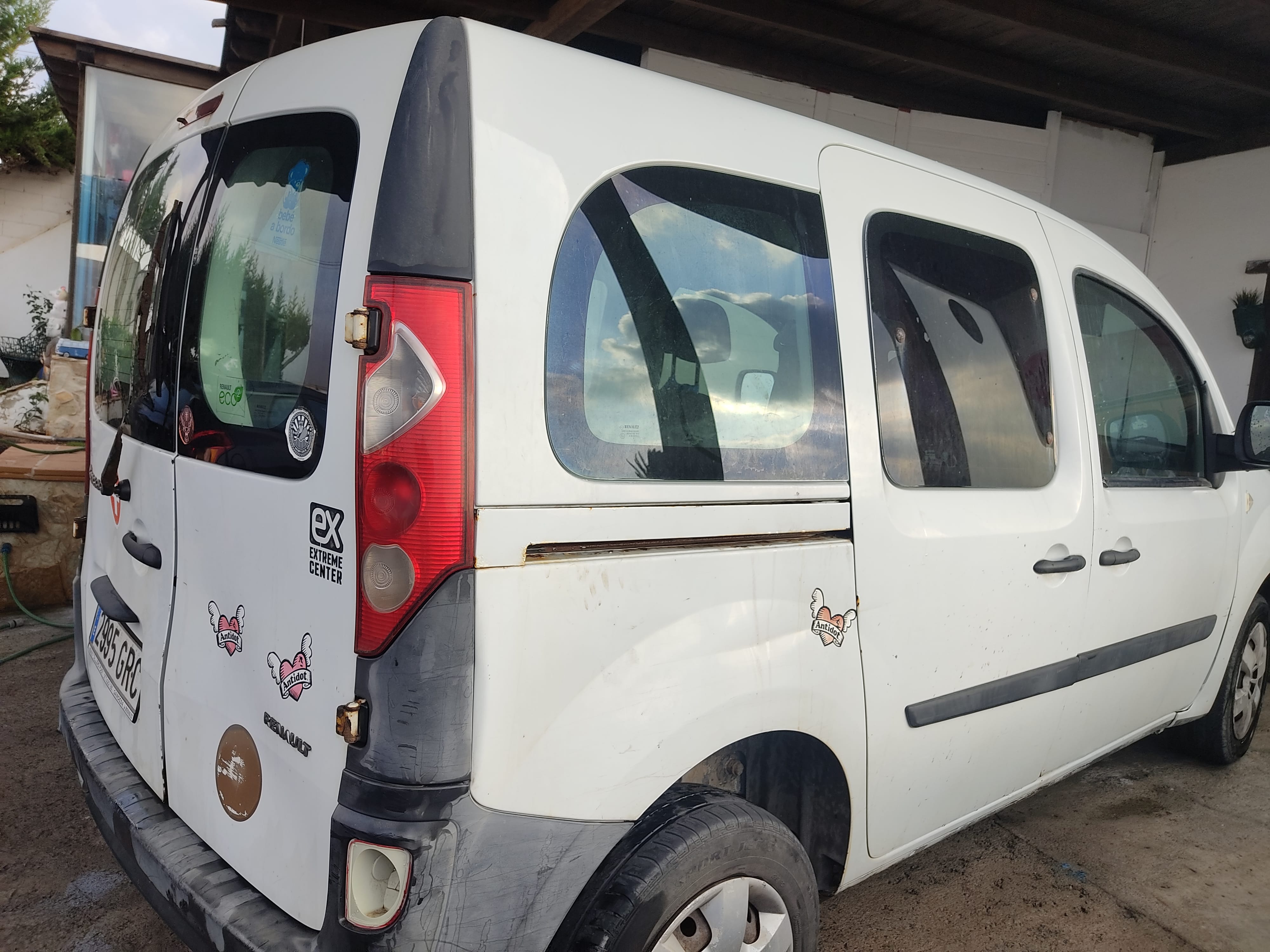 Renault Kangoo con Silla infantil