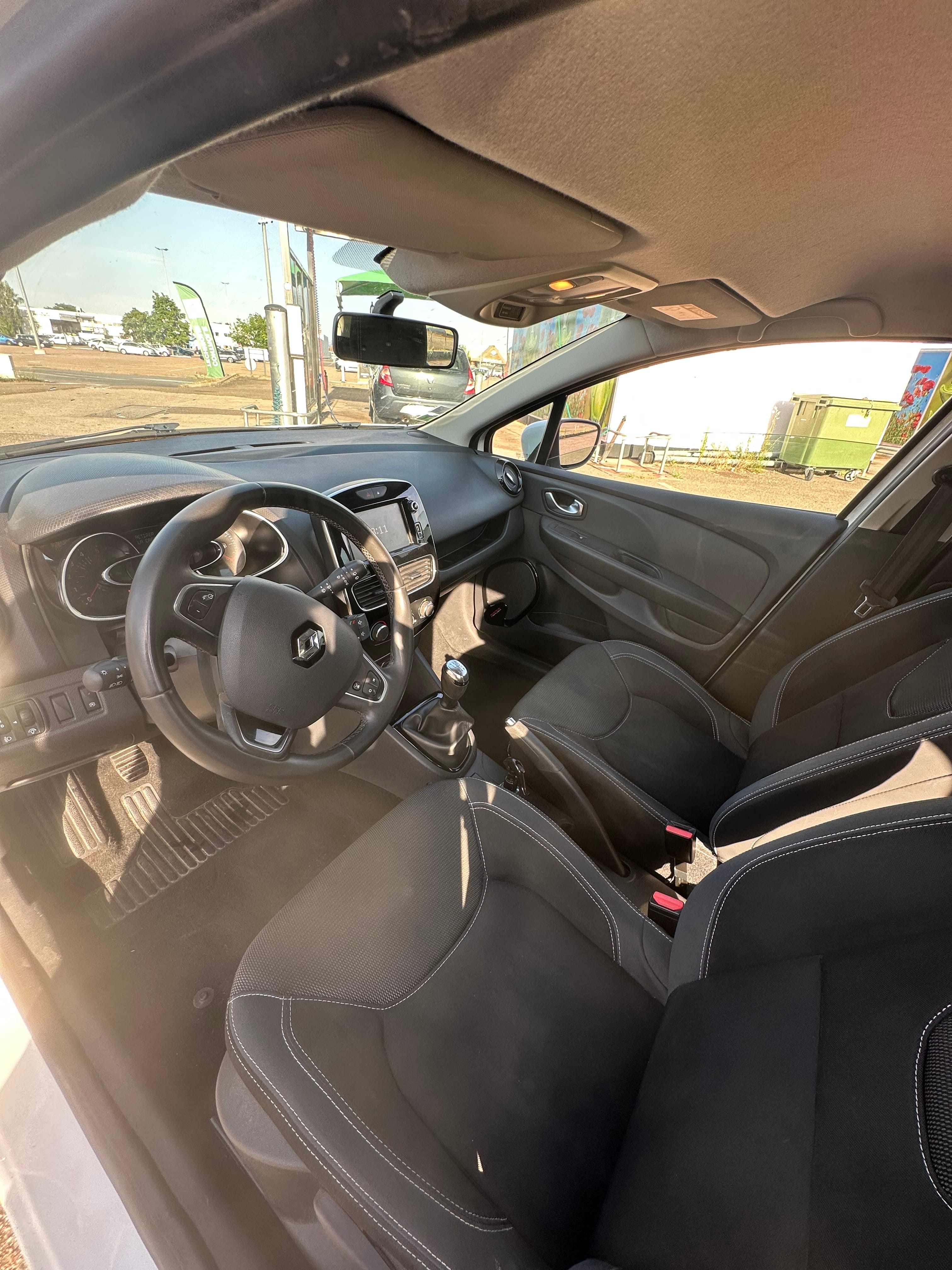 Renault Clio 1,5 DCI 75CH avec Régulateur de vitesse