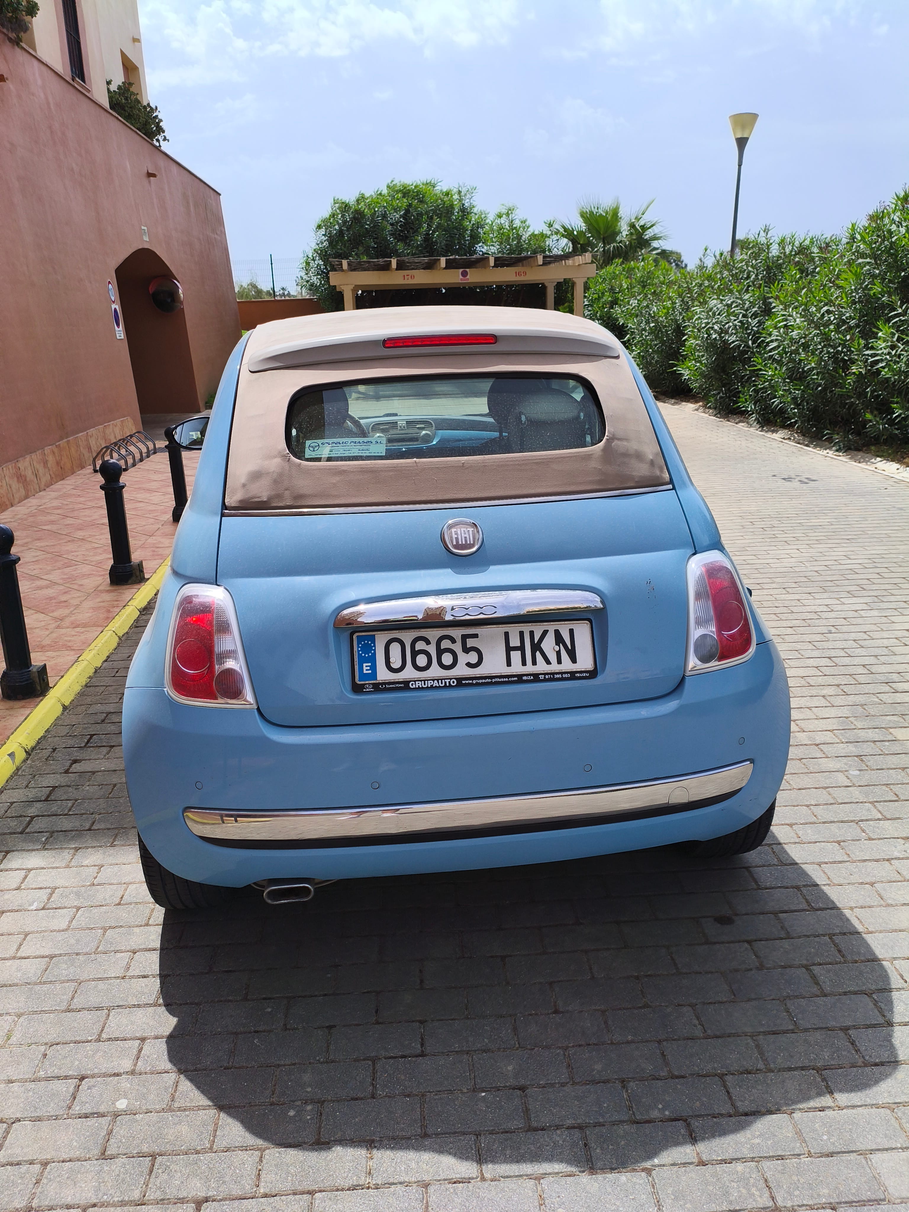 Fiat 500 con Puertos de carga USB