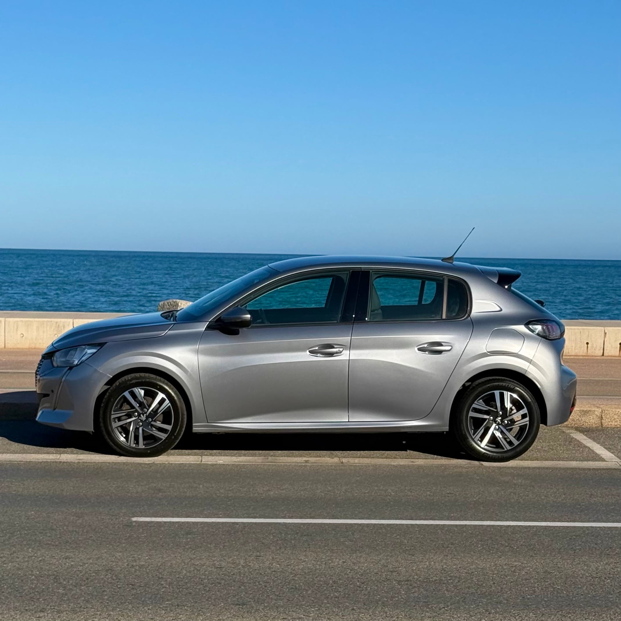 Peugeot 208 avec Climatisation
