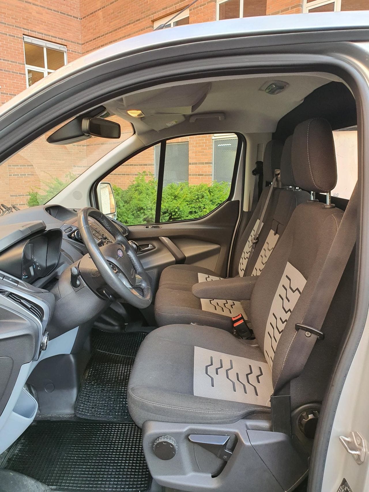 Ford Transit Custom Varebil med GPS