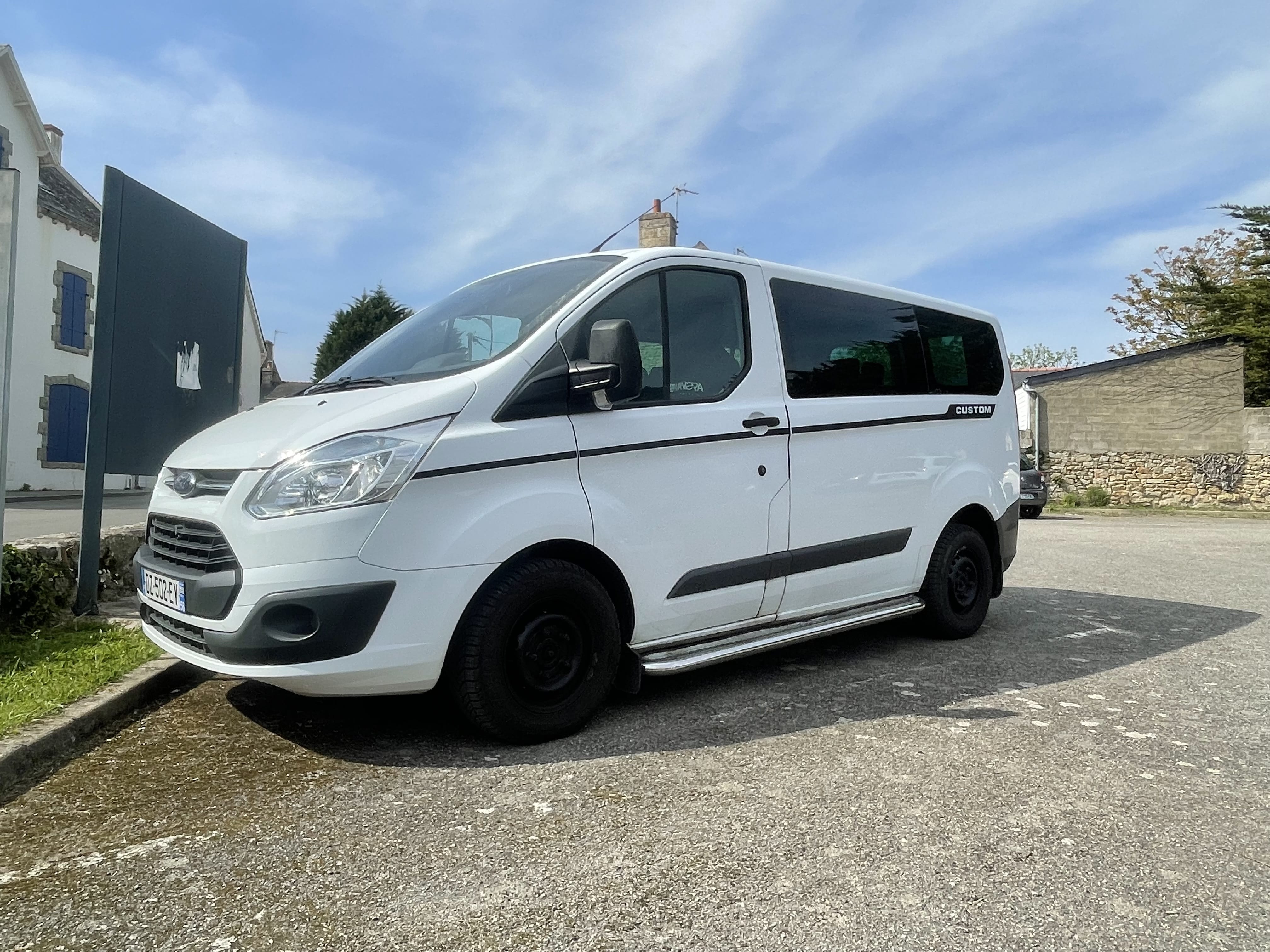 Ford Transit Custom Kombi 2.2l avec Climatisation