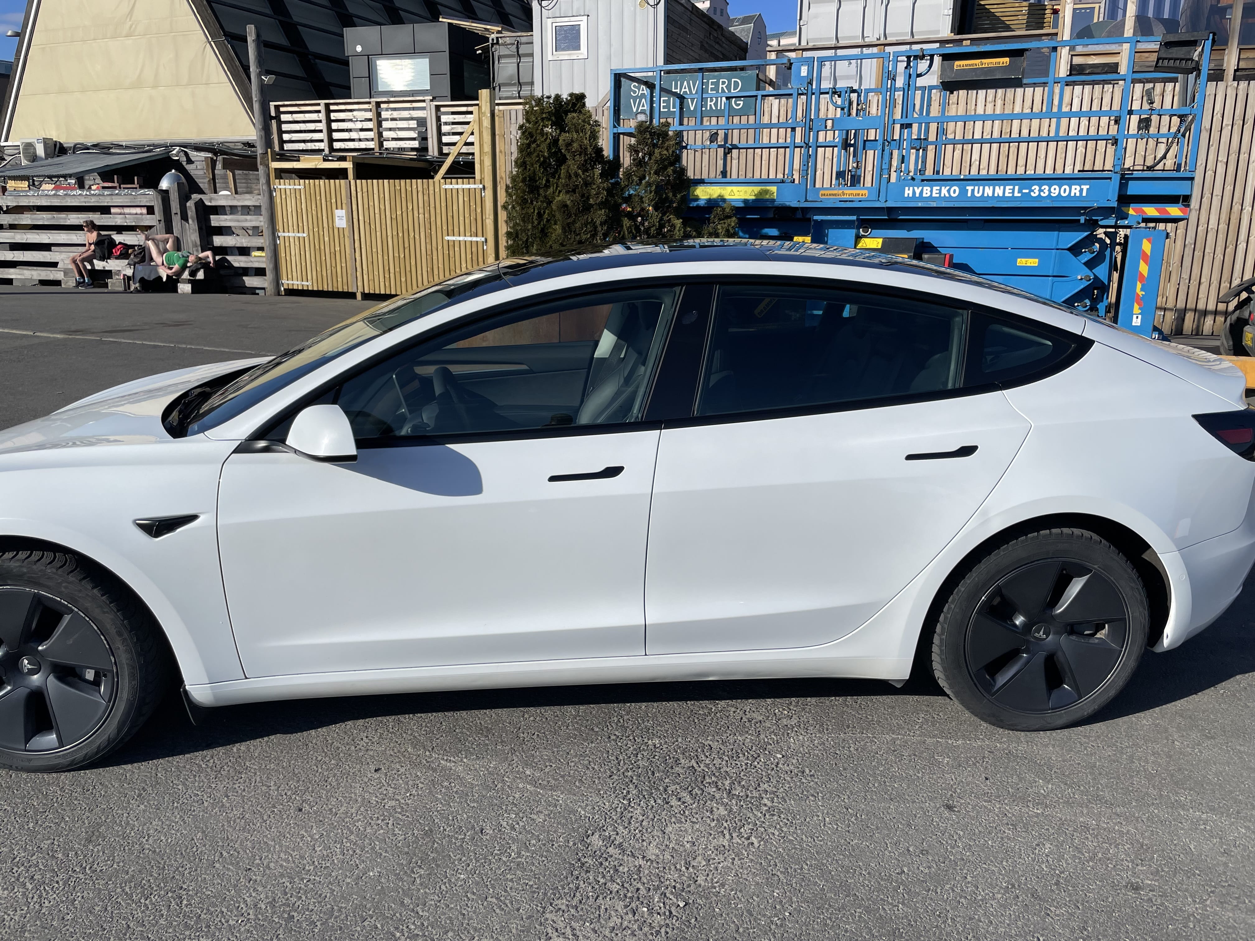 Tesla Model 3 Standard Range Plus med Aircondition