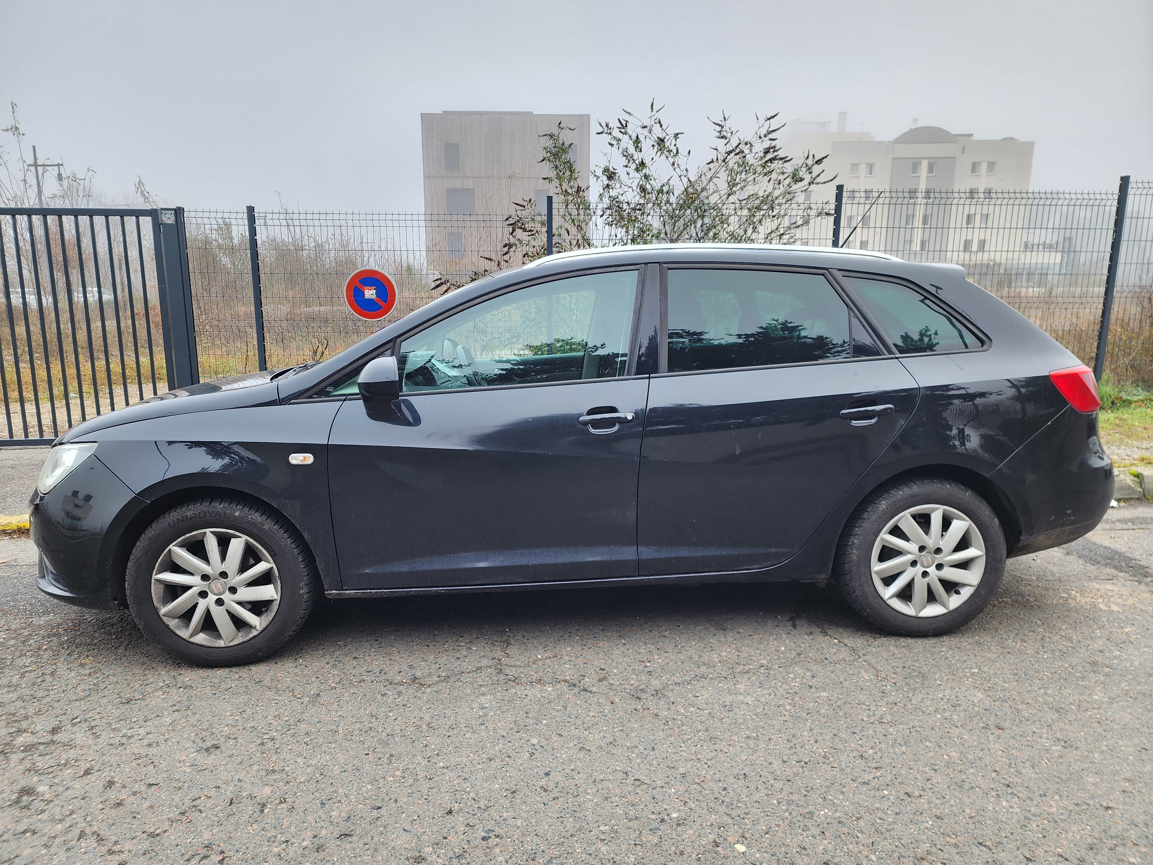 Seat Ibiza ST Break connecté 24h/24h avec Climatisation
