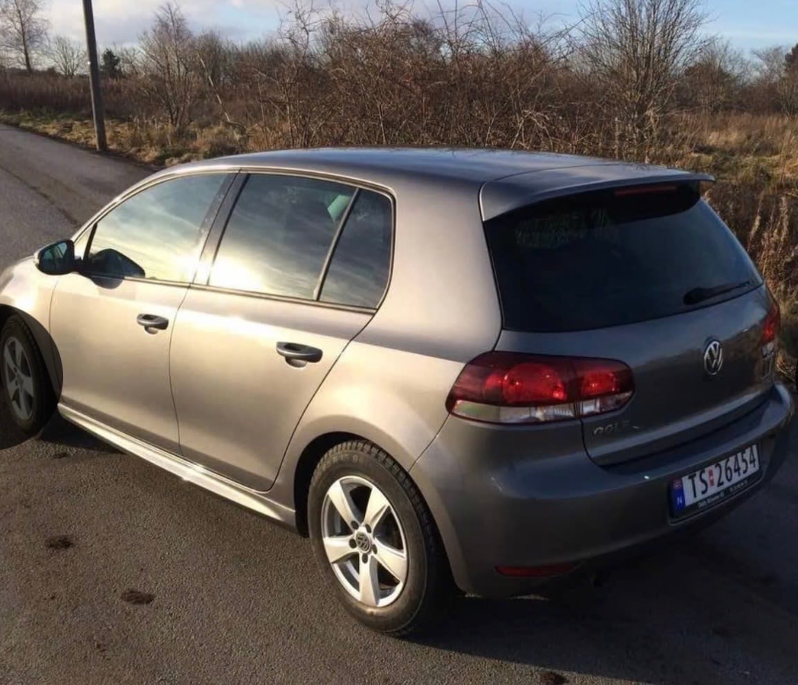 Volkswagen Golf TDI with Car radio