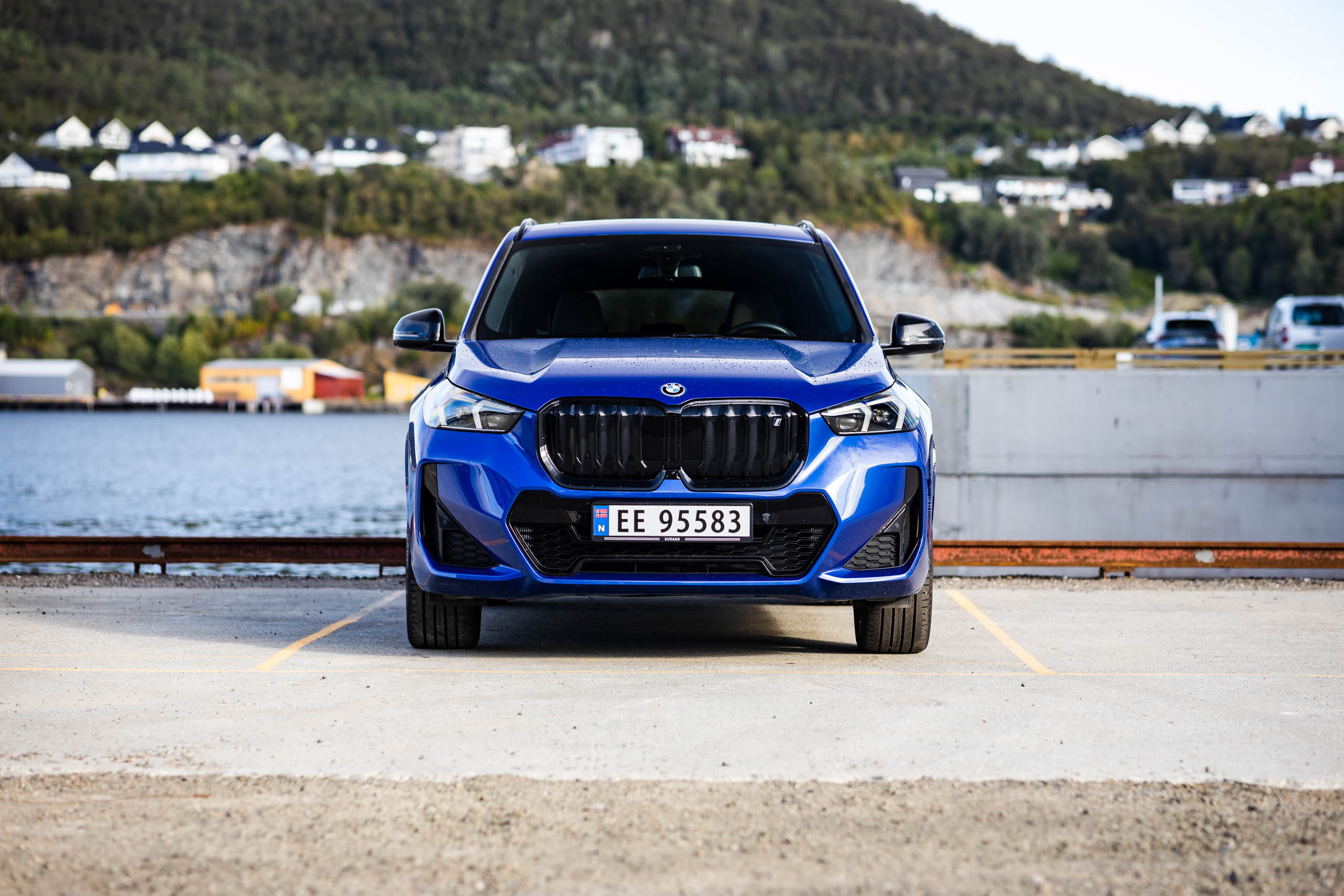 BMW iX1 med Firehjulstrekk