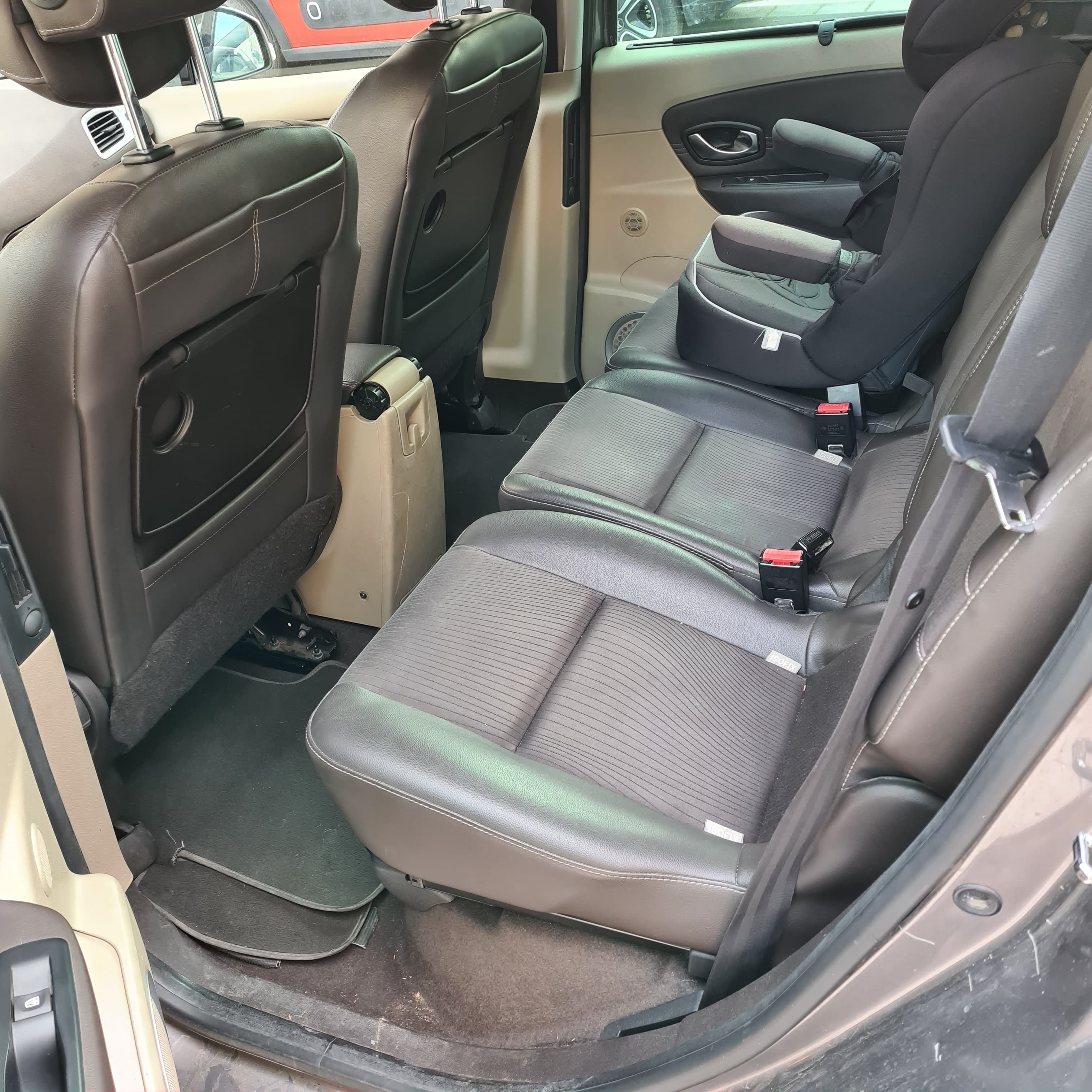 Renault Scenic 1.9  130 ch avec Régulateur de vitesse