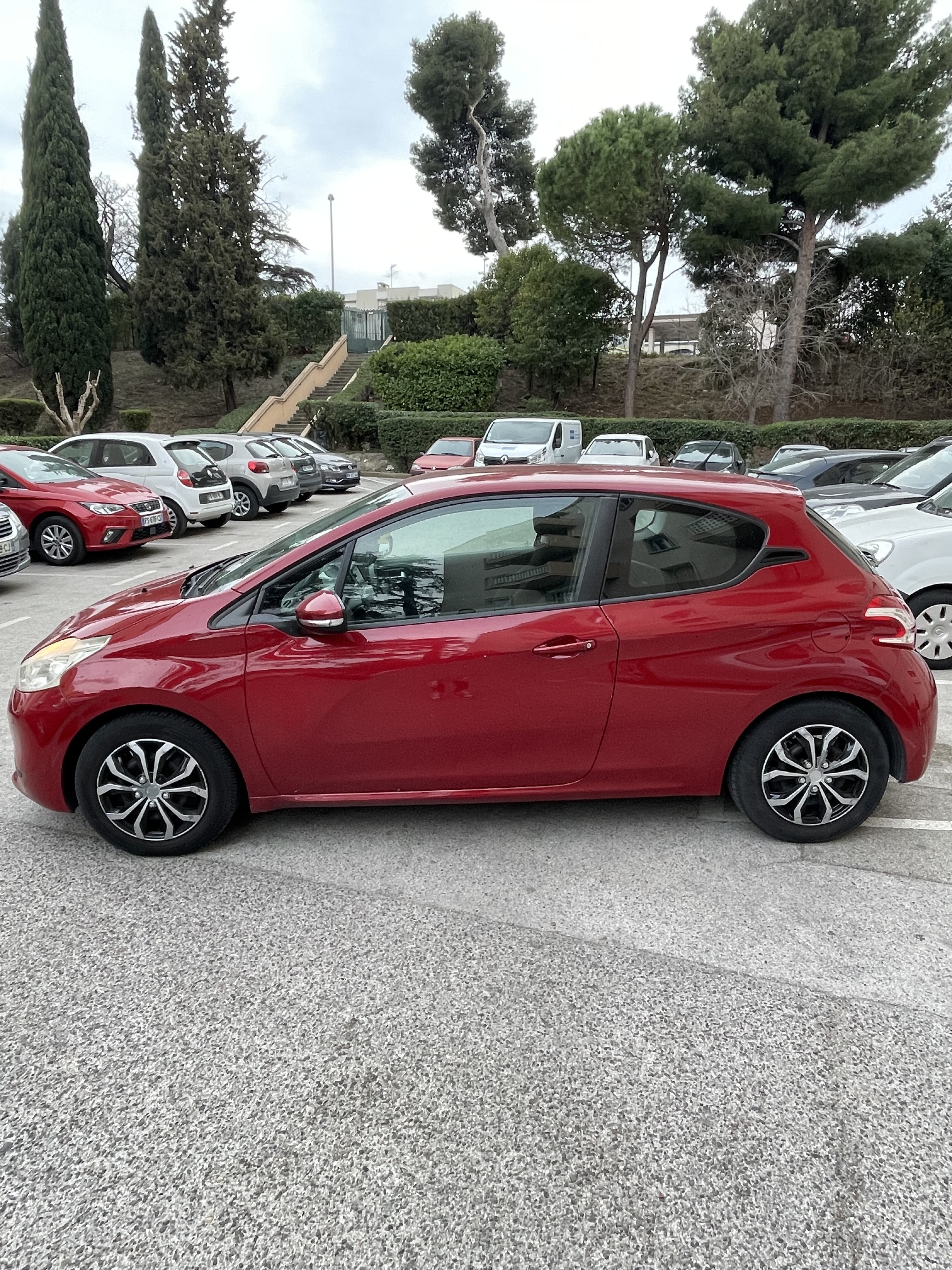Peugeot 208 avec Climatisation