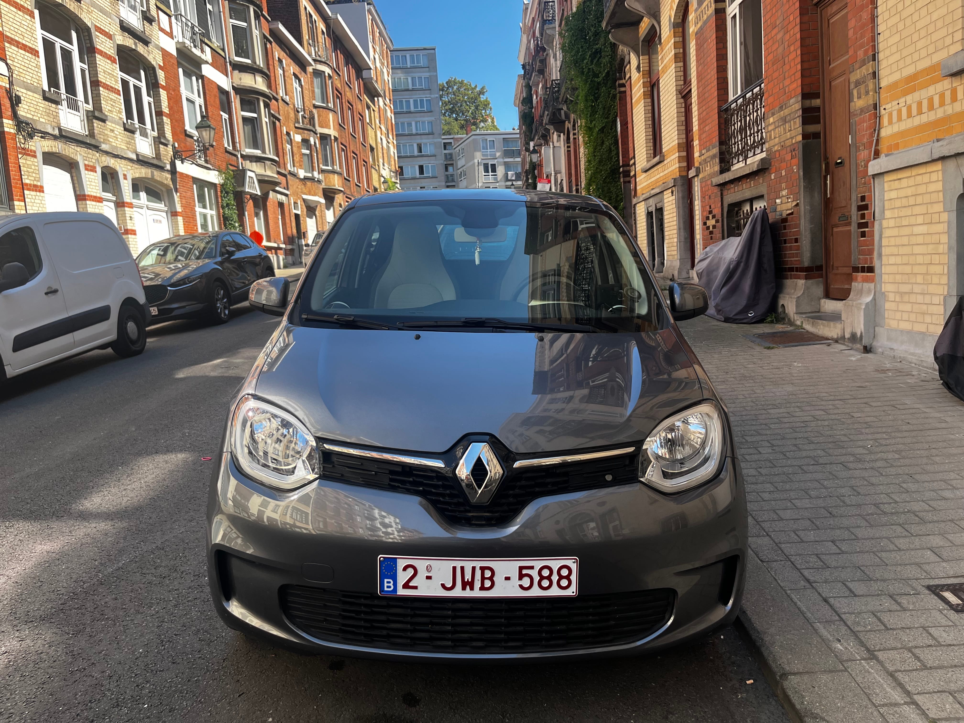 Renault Twingo III avec Régulateur de vitesse
