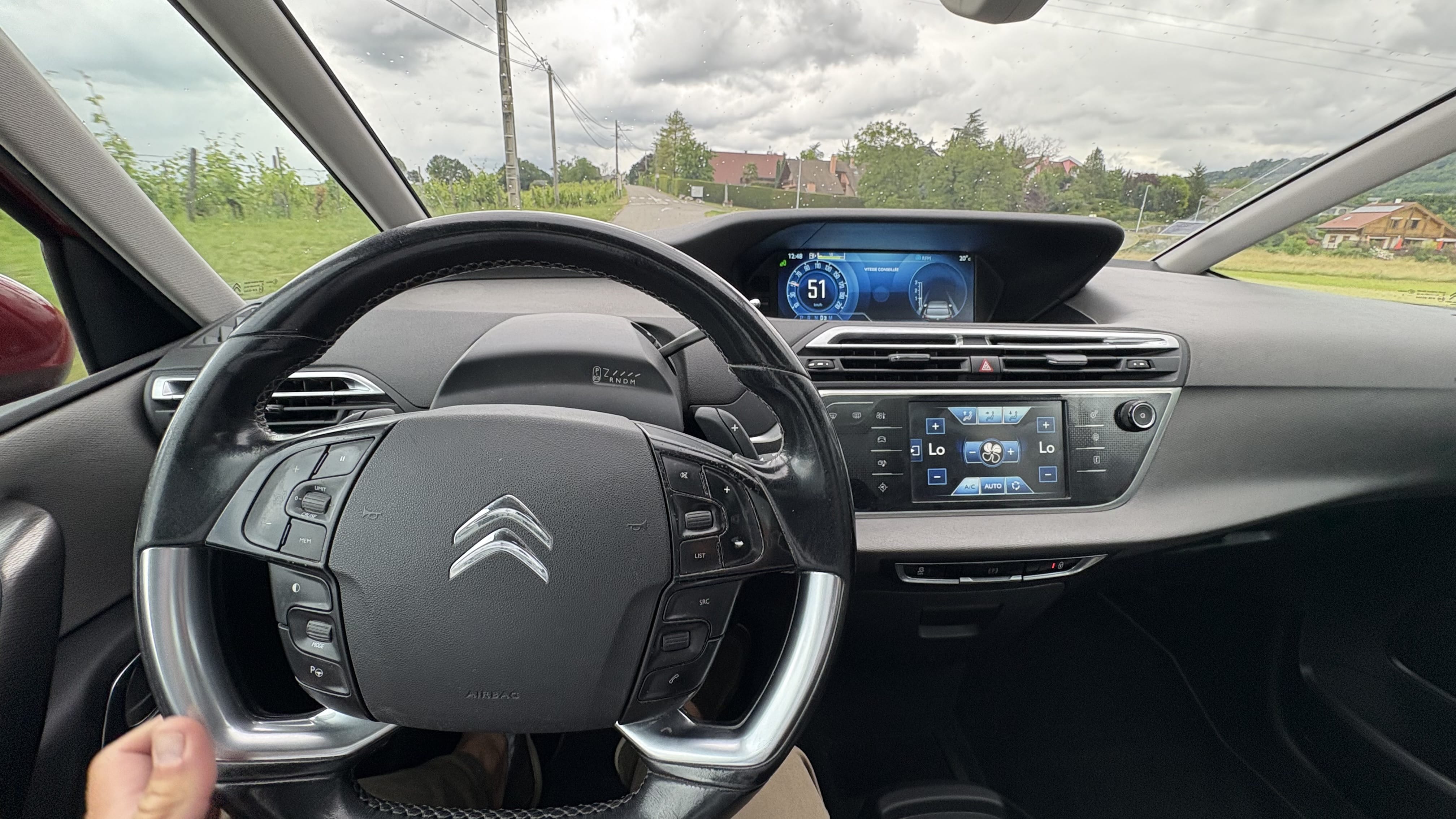 Citroen C4 Grand Picasso avec Autoradio