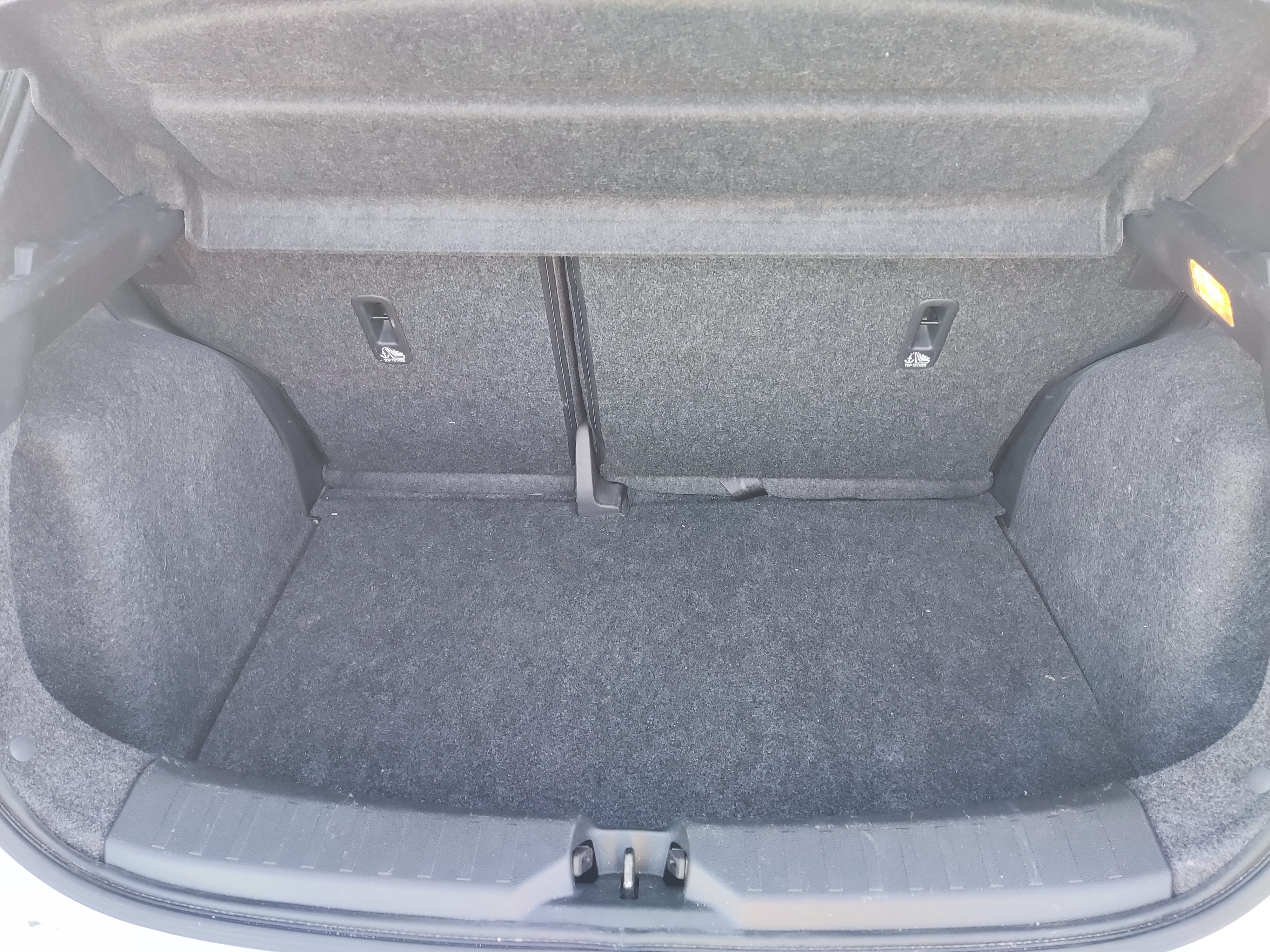 Nissan Micra avec Pneus neige