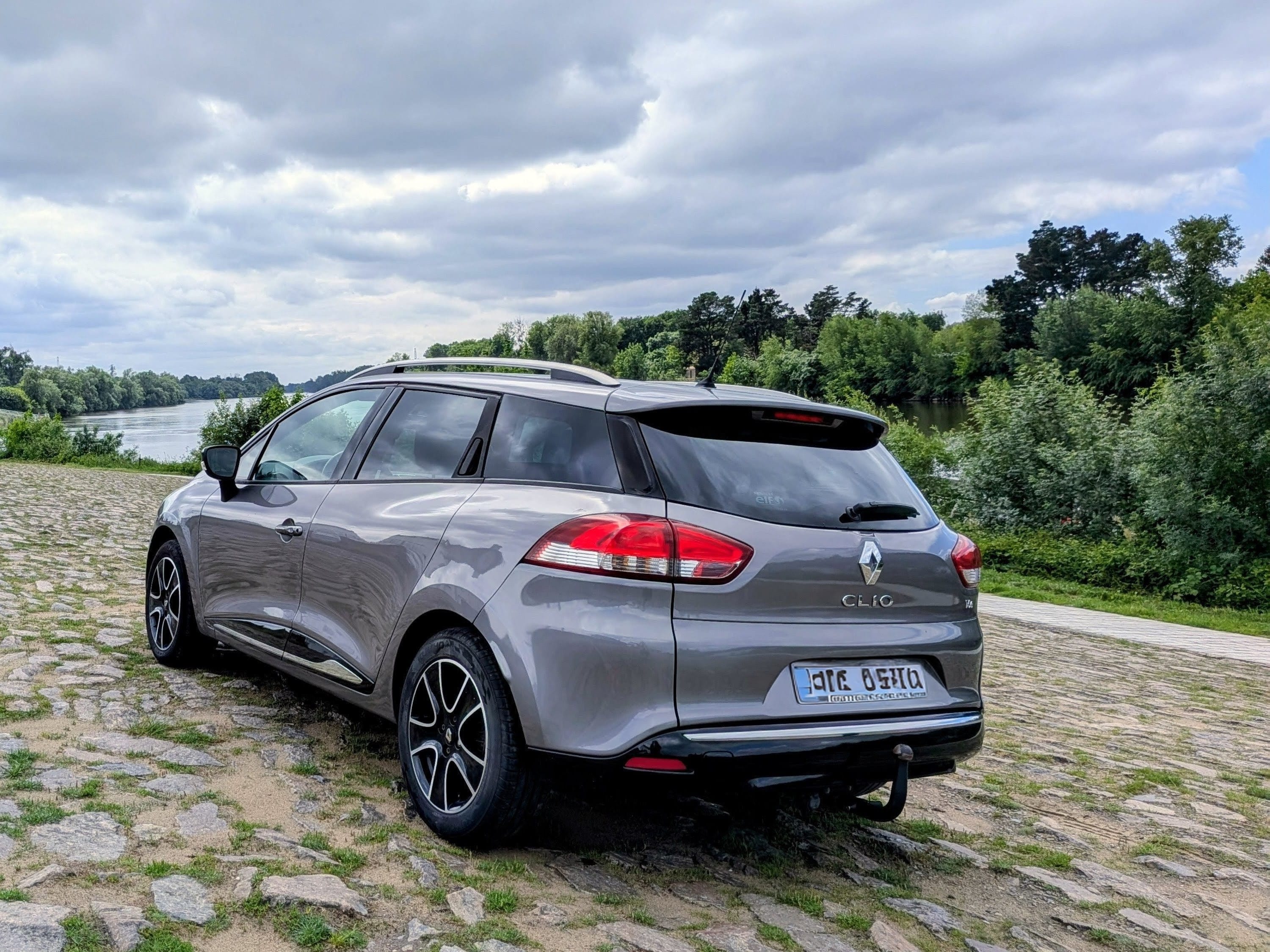 Renault Clio Estate Limited Edition avec GPS