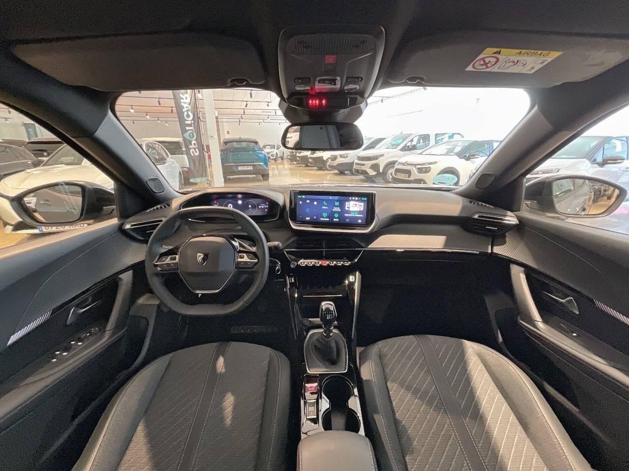 Peugeot 2008, 2025, Gasolina 95