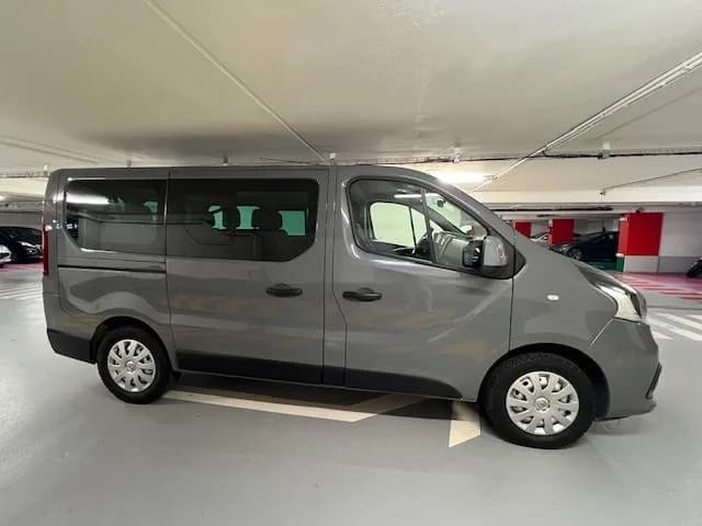Renault Trafic Passenger avec GPS