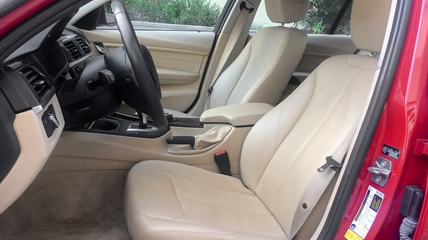 BMW 3 Series 328I with Audio / iPod input